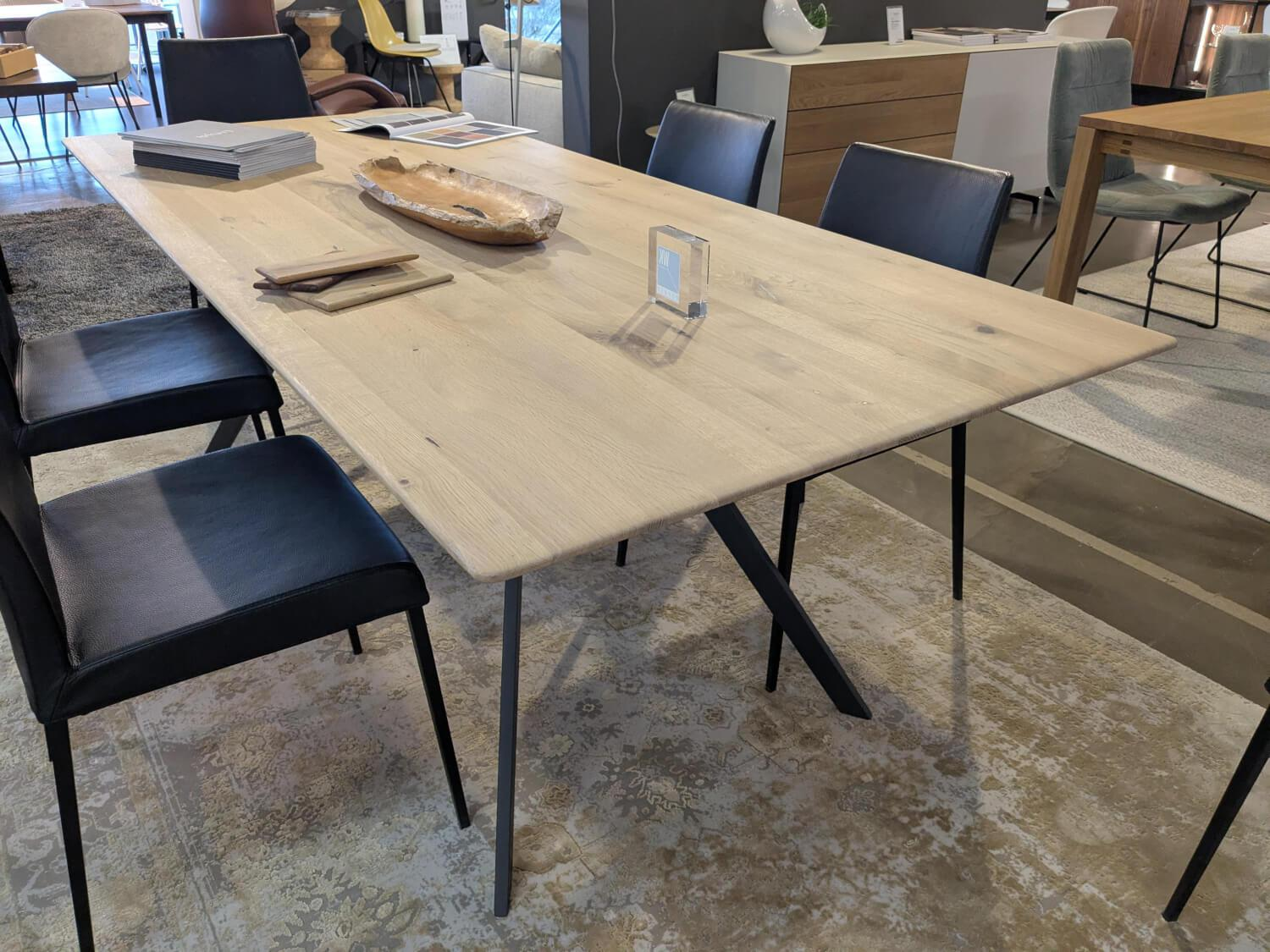 Wimmer - Esstisch linja Rustikale Asteiche Hartwachsöl Bianco Gestell Metall Anthrazit - 6