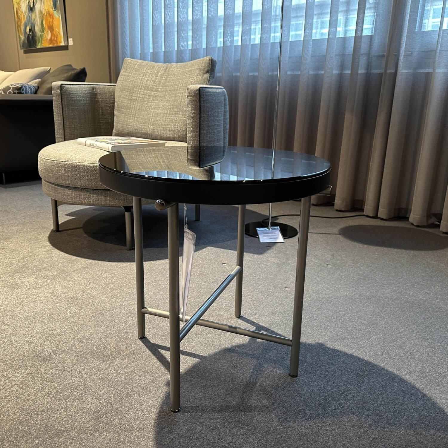 Minotti - Beistelltisch Torii Platte Glas Schwarz Gestell Metall Schwarz - 3