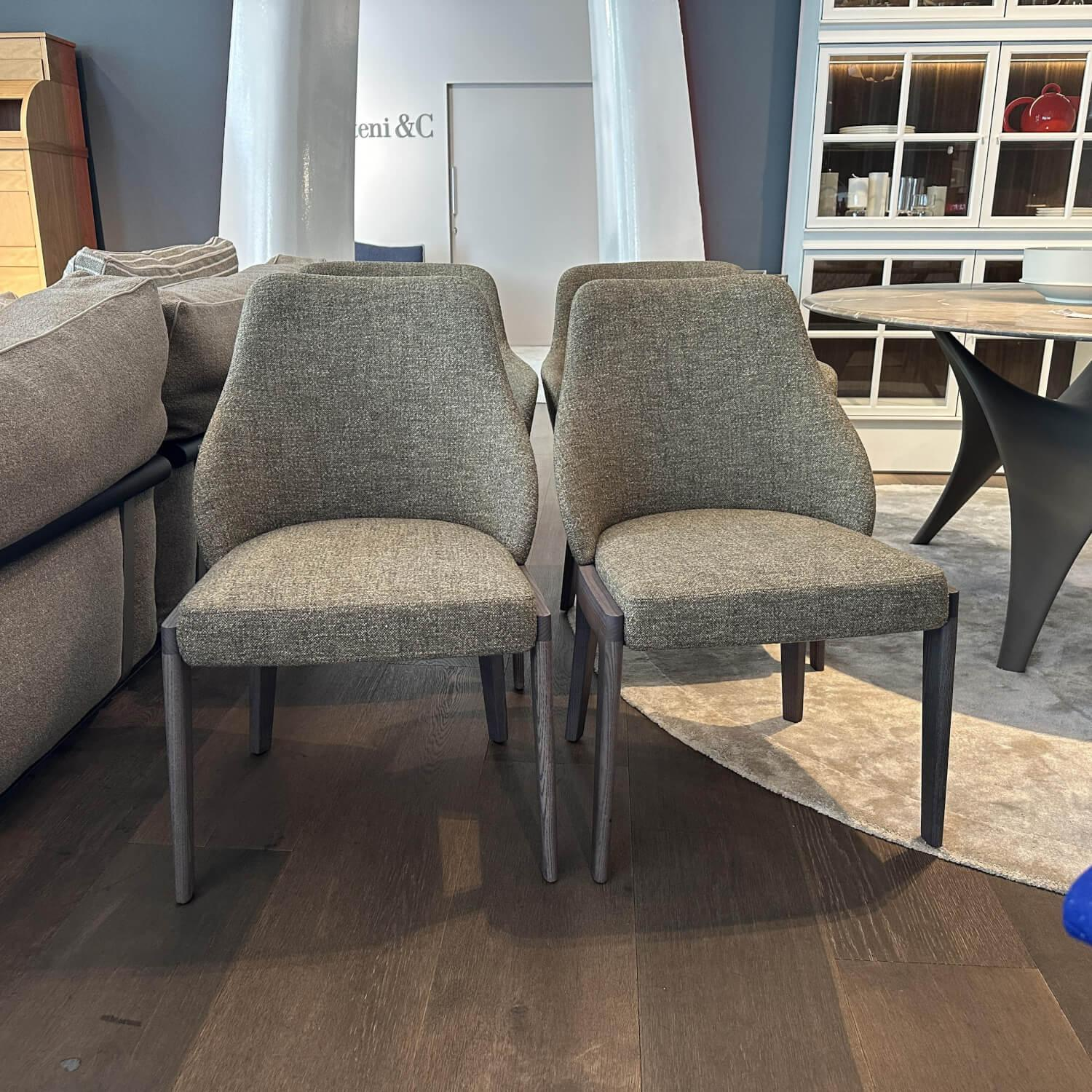 Molteni & C - 4er-Set Stuhl Chelsea Stoff Wait WE742 Olivia Grau Gestell Eiche Graphit Grau - 7