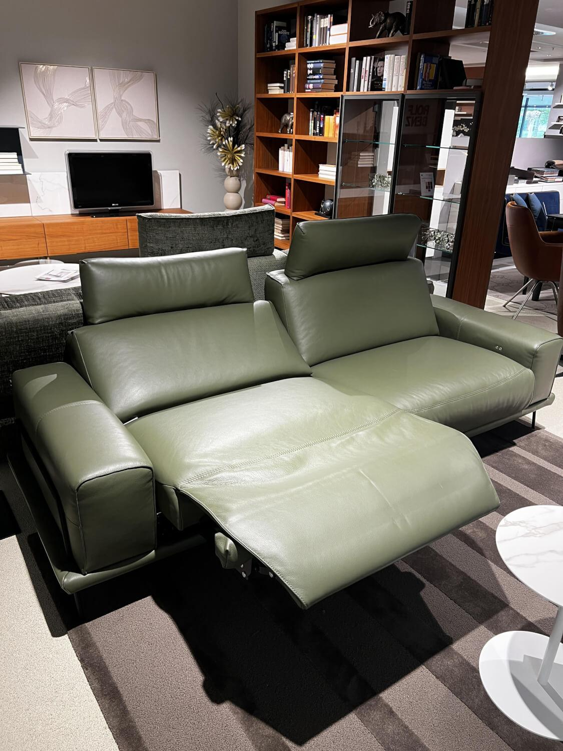 WK Wohnen - Sofa WK 670 Volluto Leder Montana Olive Grün Metallfüße Schwarz - 8