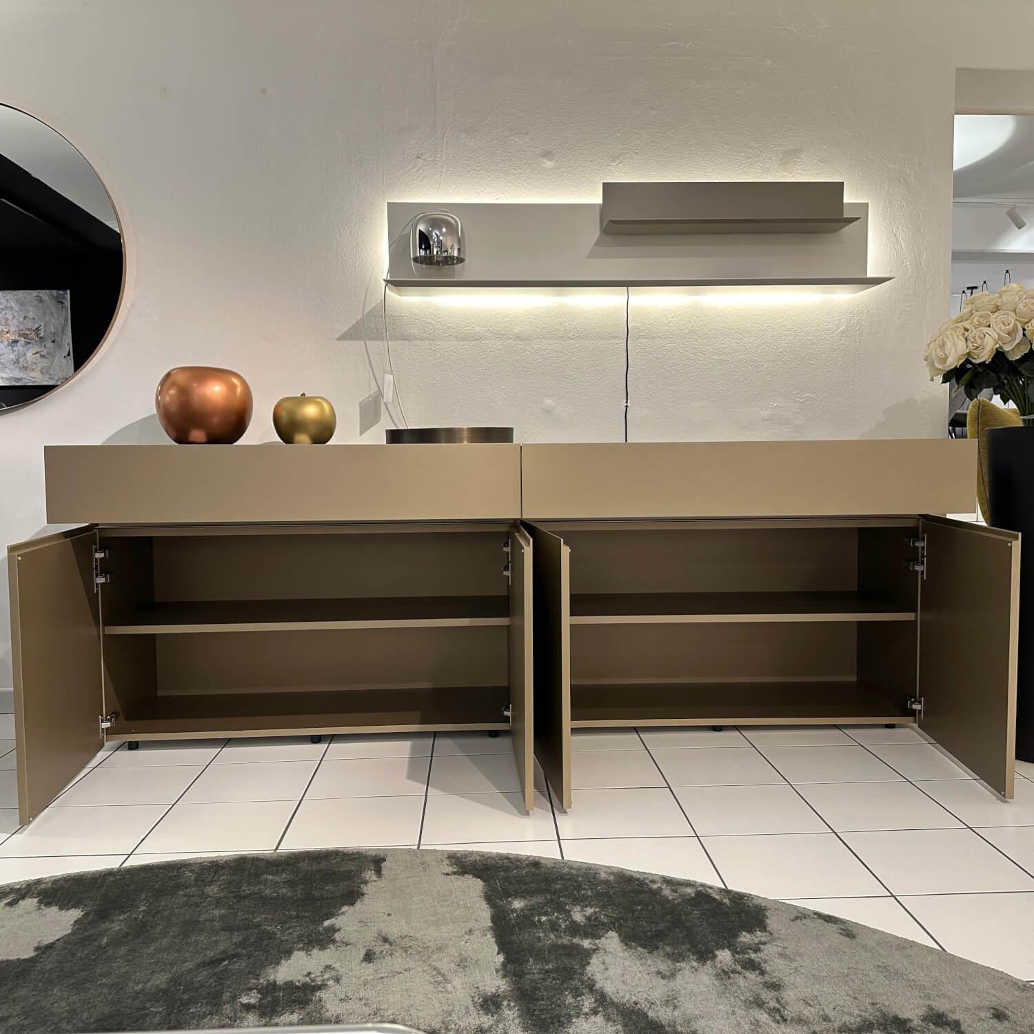 Interlübke - Sideboard Just Cube Bold Lack Gold Metallic Abdeckplatte Quarz Tropical Storm Schwarz Gold - 3