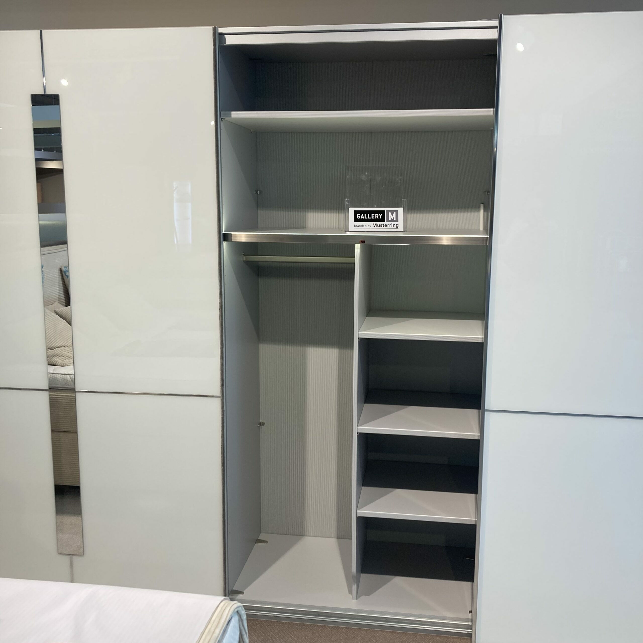 Musterring - Schwebetürenschrank Imola 746 Dekor Weiß Front Spiegel Glas - 4