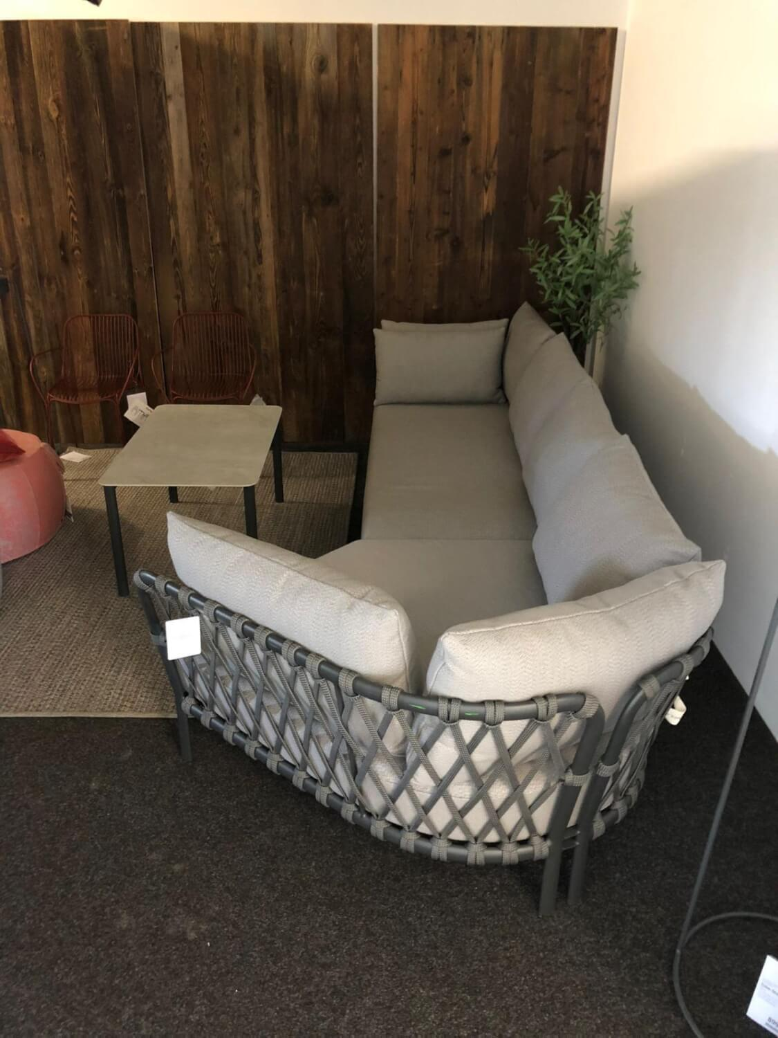 Solpuri - Outdoor Sofa Caro Stoff Calcutta Silver Grau Geflecht Weitmaschig Anthrazit Mit Lounge Tisch Keramik - 8