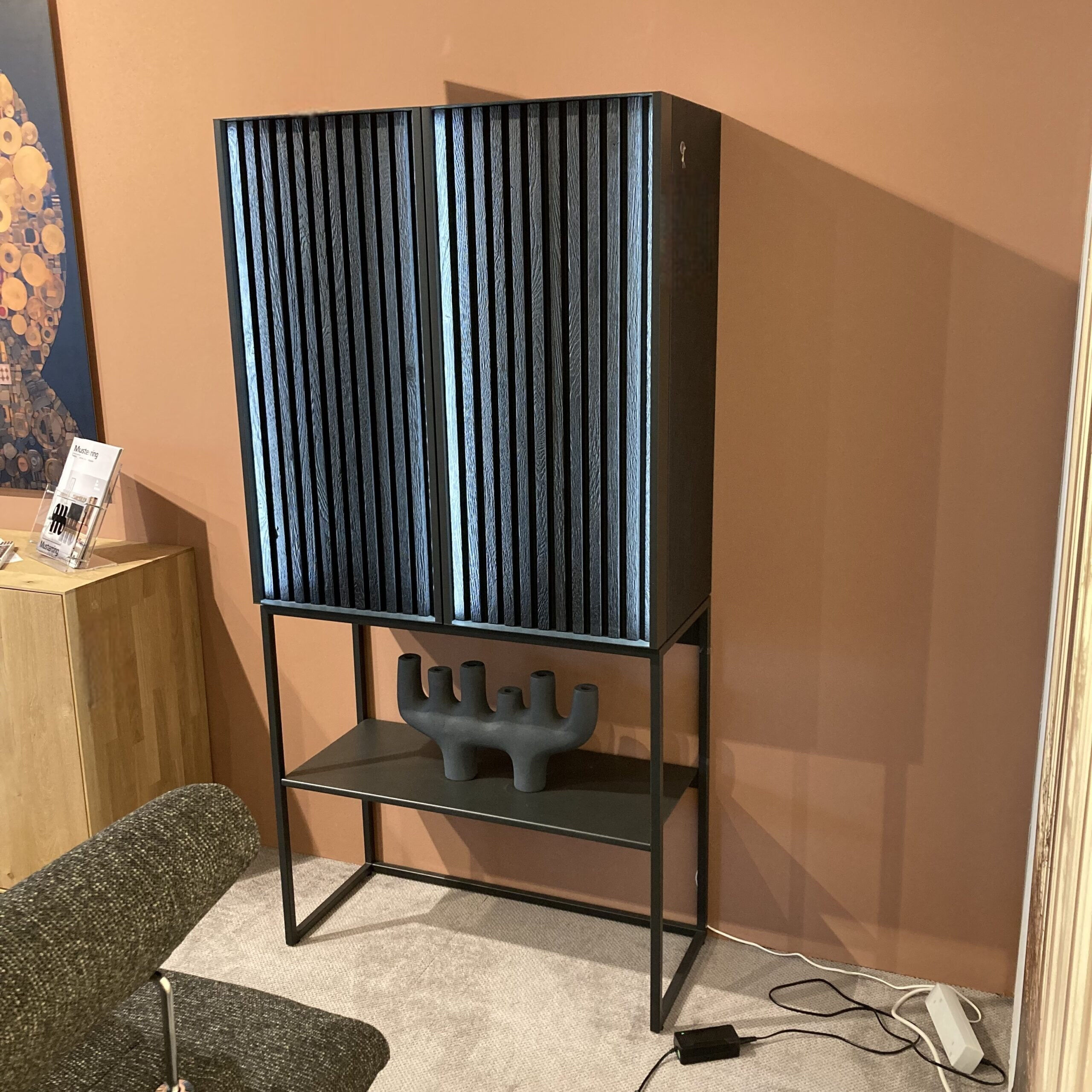 Musterring - Barschrank Targo 9081 Korpus Und Front Holz Anthrazit Gestell Metall Schwarz Inklusive LED Beleuchtung - 5