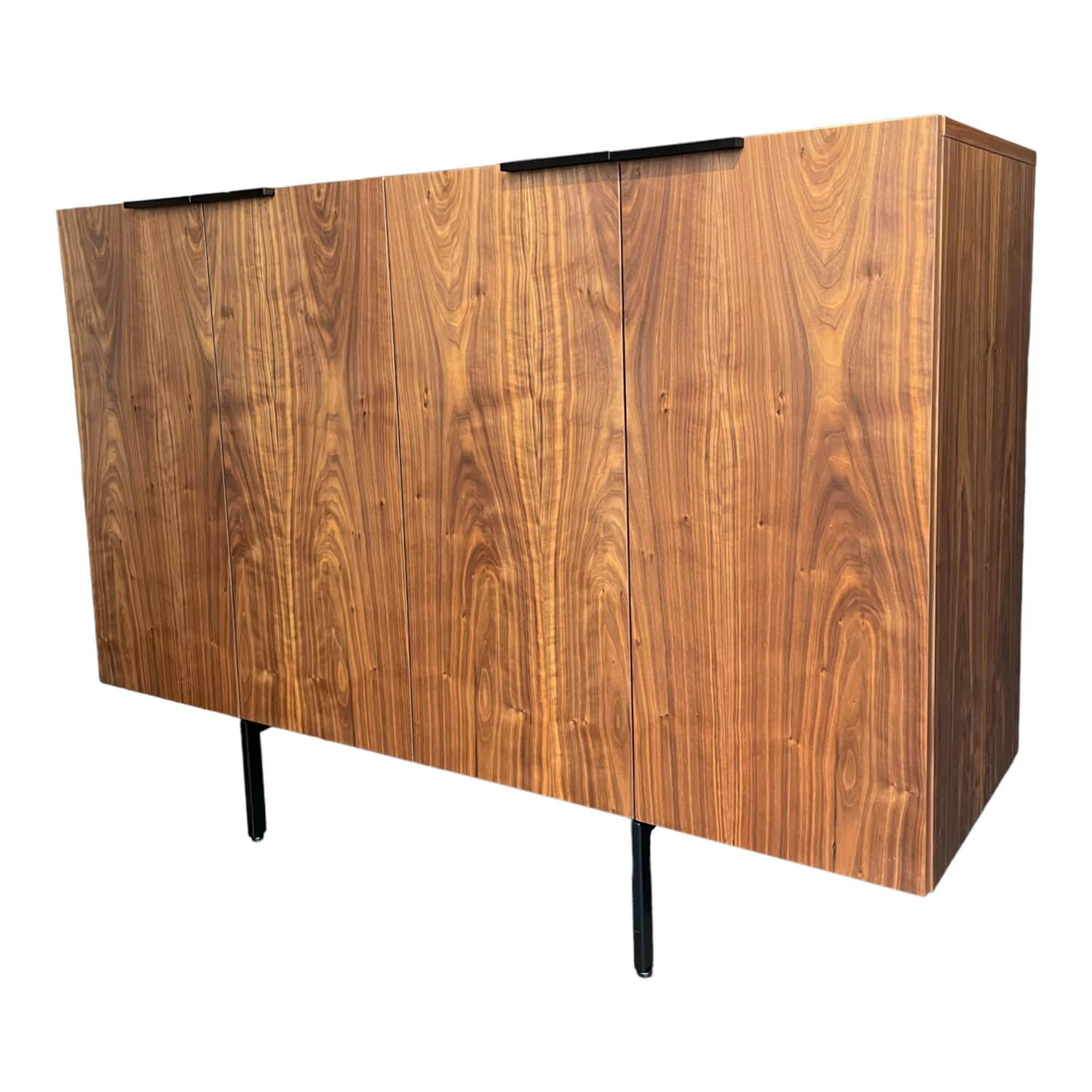 Pastoe - Sideboard Frame Roger Nussbaum Furniert Gestell und Griffe Metall Schwarz Lackiert Böden Schwarz - 1