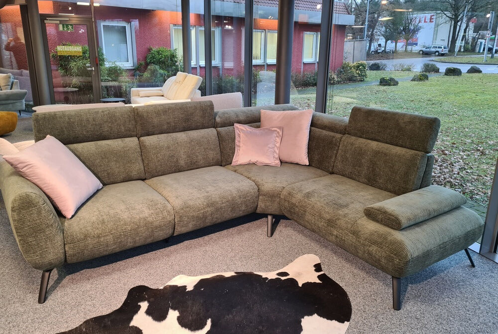 Poco - Ecksofa LS25 Basila Stoff Marubia Olive 07 Grün mit 3 Kissen - 3