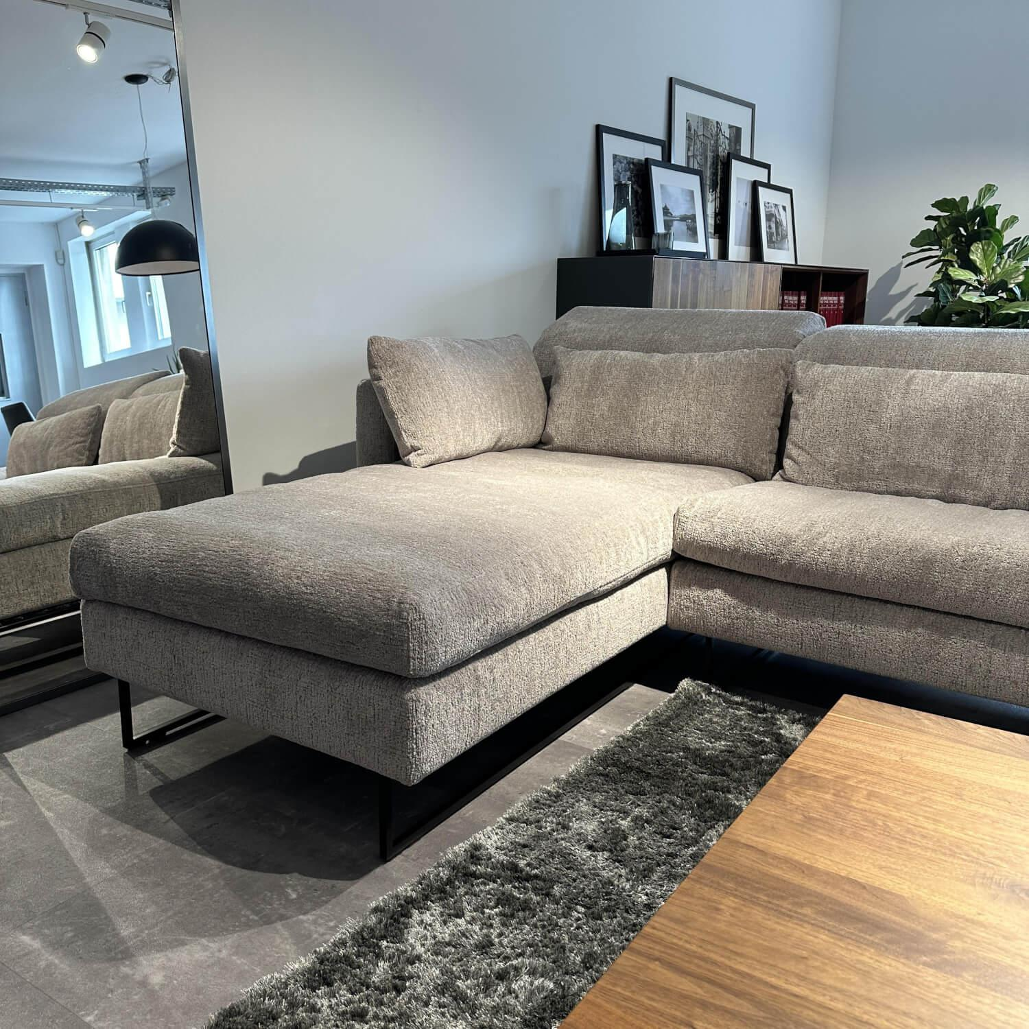 Brühl - Ecksofa Embrace Bezug Stoff 4401 92 Grau Abziehbar Metallfuß Schwarz Inklusive 4 Kissen - 8
