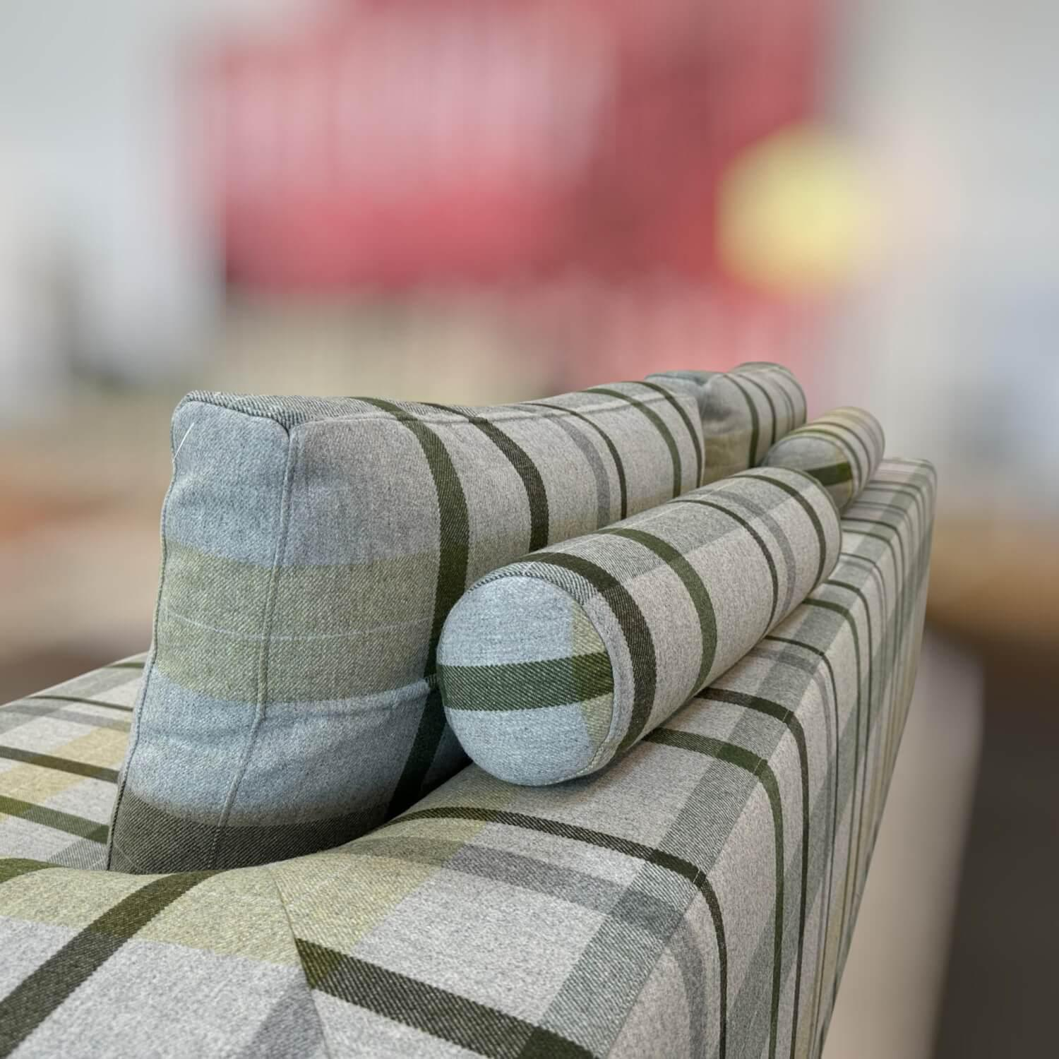 Bielefelder Werkstätten - Sofa Long Island Stoff Edinburgh JA2047-030 Grau Grün Gelb Kariert Füße Metall Schwarz - 8