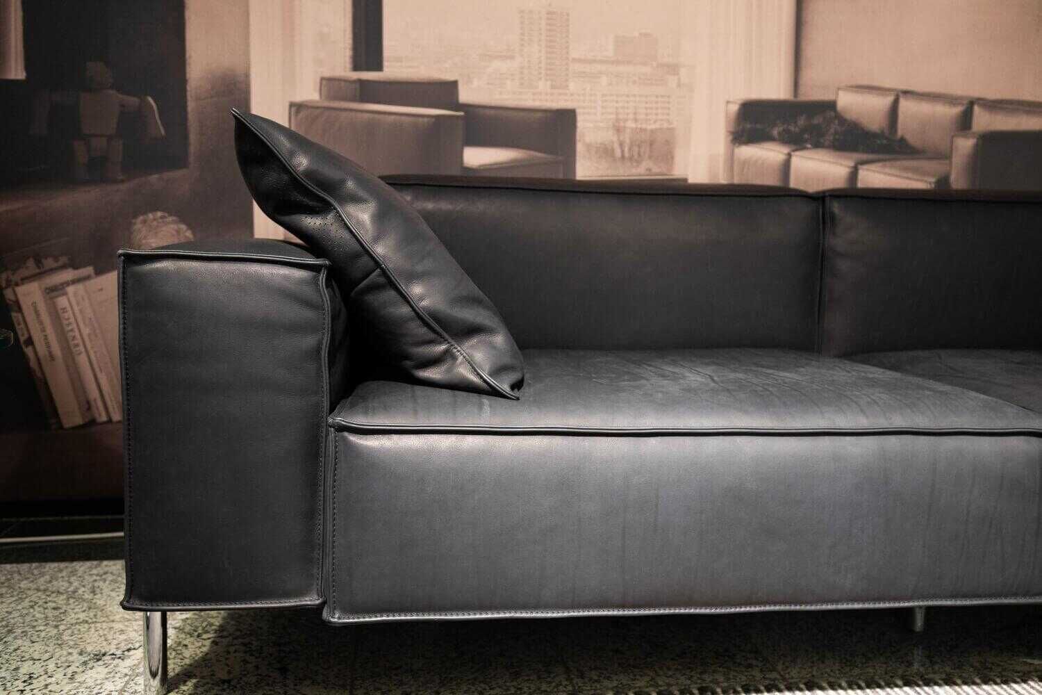 De Sede - Sofa Sofa DS-22/23 Zweisitzer Leder Naturale Schwarz mit 2 Kissen - 3