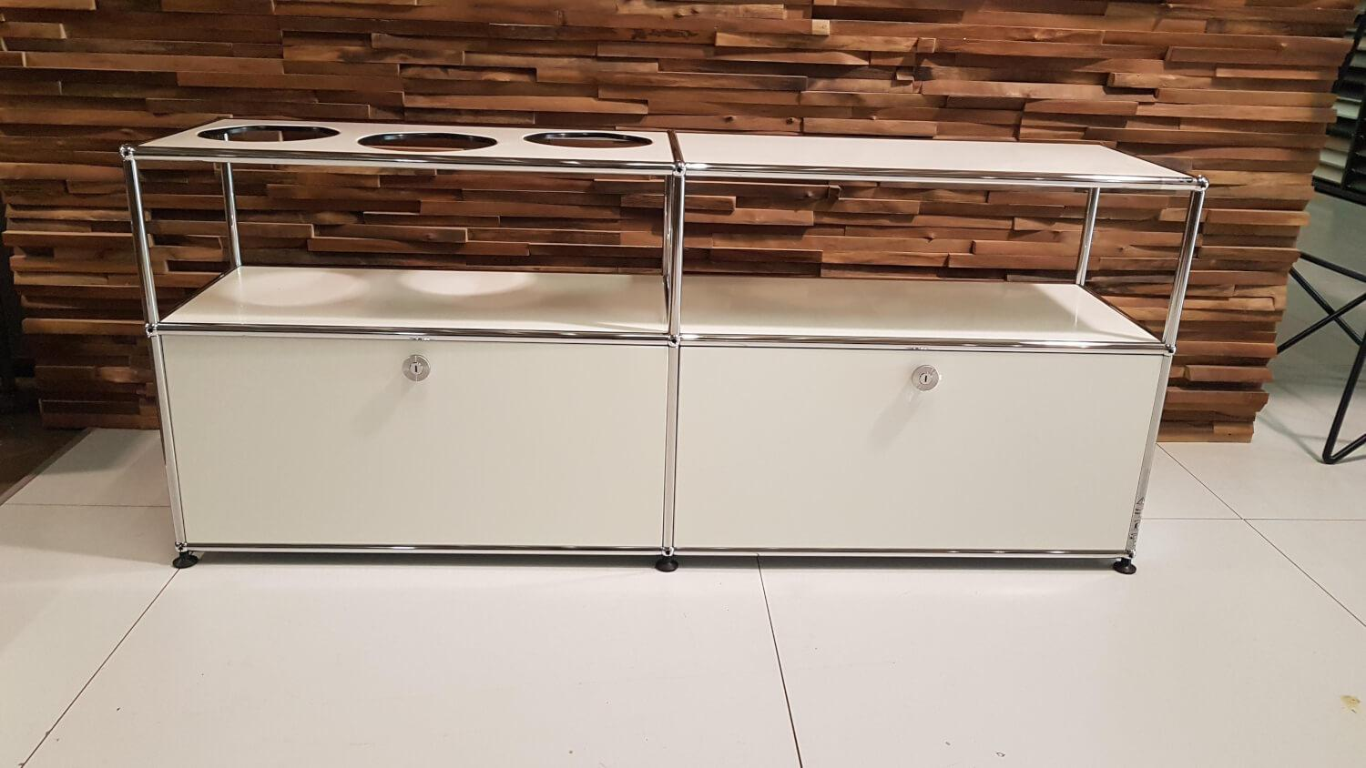 USM Haller - Sideboard Weiß mit drei Pflanzentöpfen Terrakotta - 7