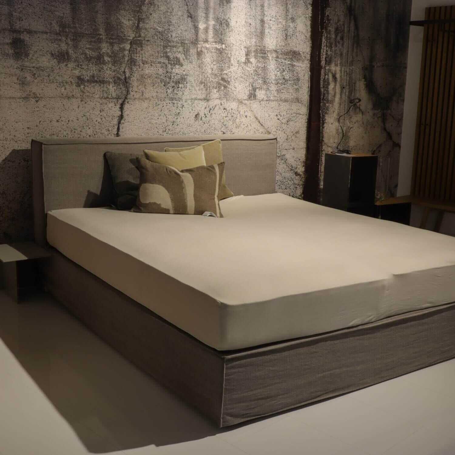 Schramm - Pure Ell Mit 2 Nachttischen Stoff PG 2 Clara 820 Stone Füße ZF10 Schwarz - 1