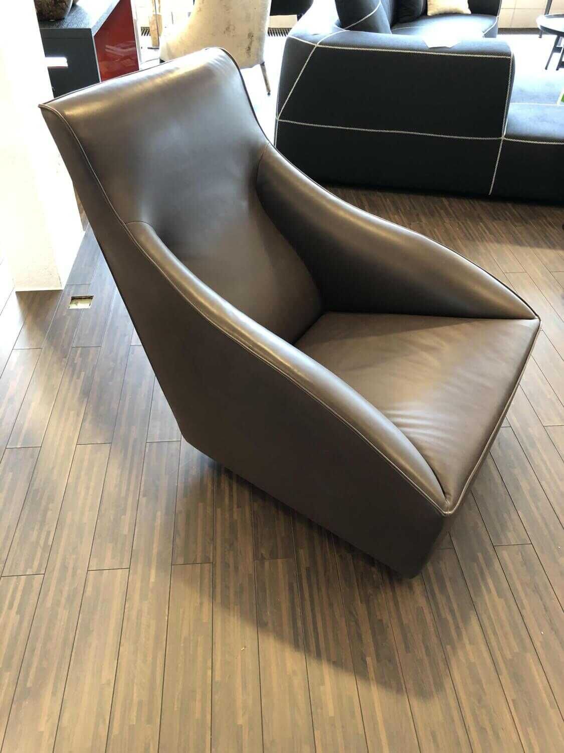 molteni-c-sessel-doda-dplg-drehbar-leder-moro-braun-inklusive-hocker-puff-easy-92e0eb080e2eFLbT9Id6veHyq Molteni & C - Sessel Doda DPLG Drehbar Leder Moro Braun inklusive Hocker Puff Easy - 8