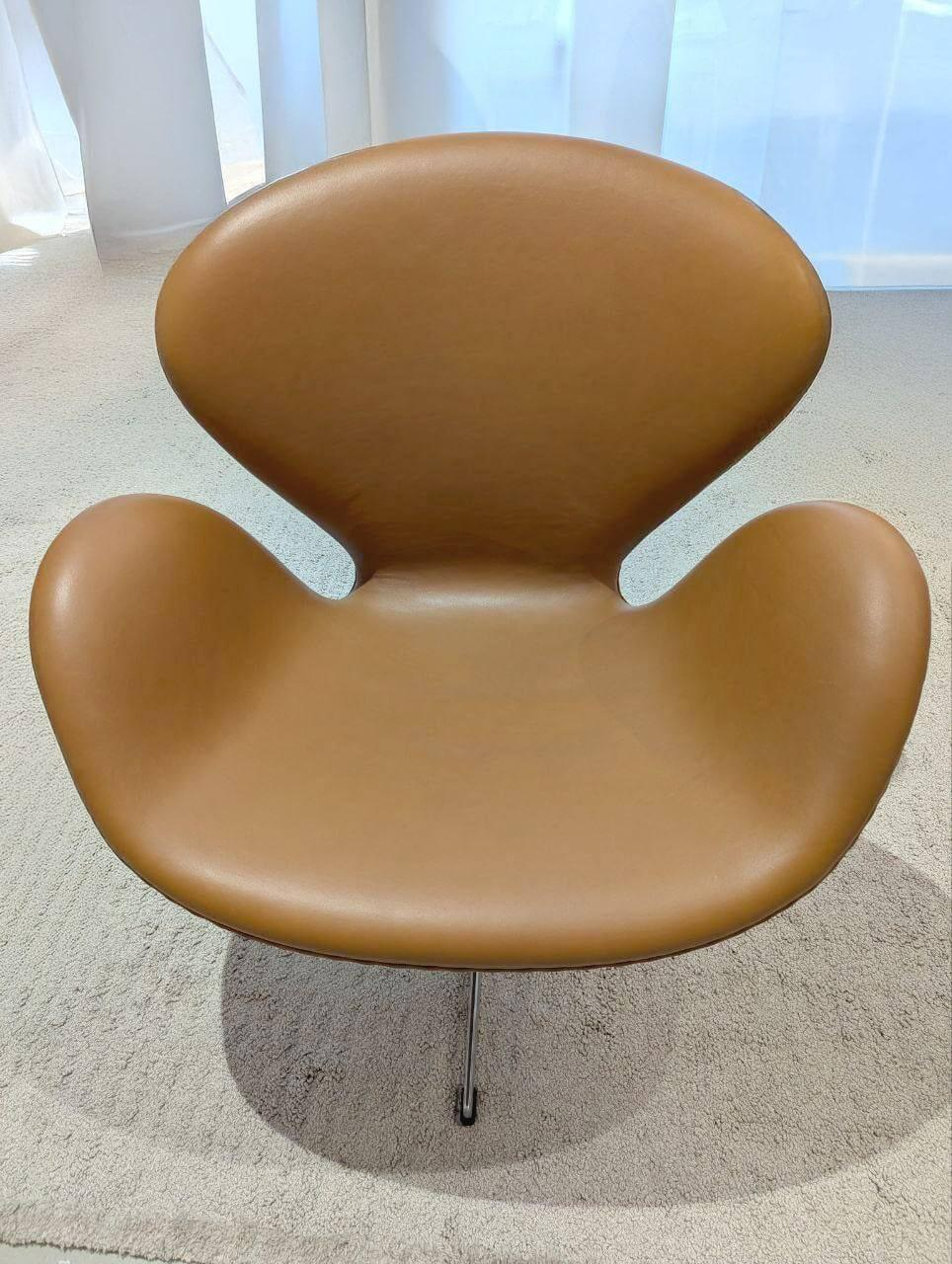 Fritz Hansen - Sessel 3320™ Leder Grace Walnuss Leder Gestell Aluminium Poliert - 2