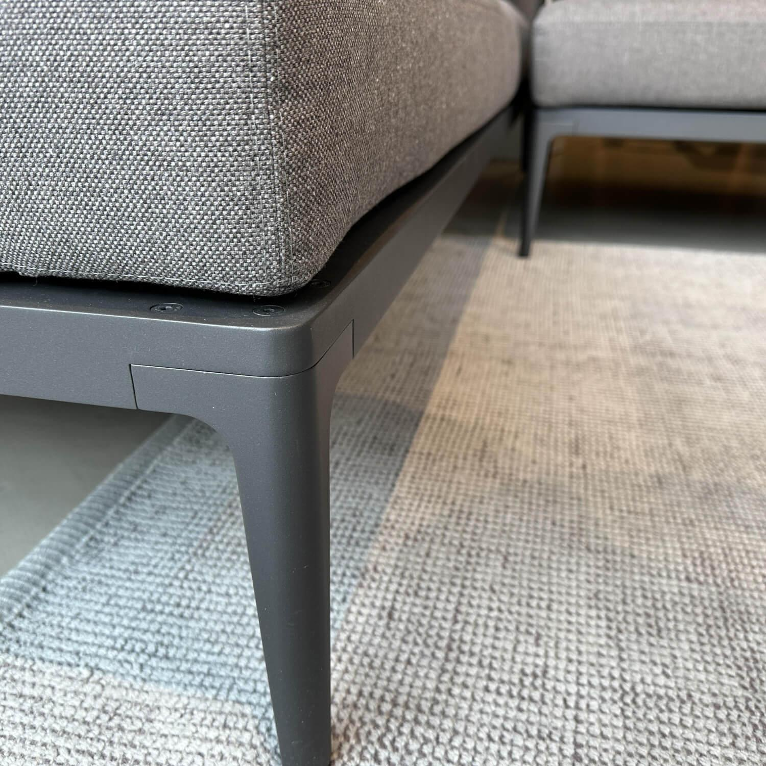 Gloster - Loungegruppe Grid Stoff Blend Coal Grau Gestell Aluminium Meteor Schwarz Pulverbeschichtet - 5
