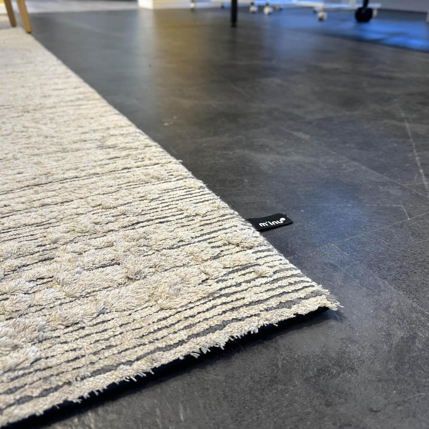 Miinu - Teppich Jay Bee 101 Seide Und Schurwolle White Swan Grau Weiß Handgeknüpft 202x282 - 2