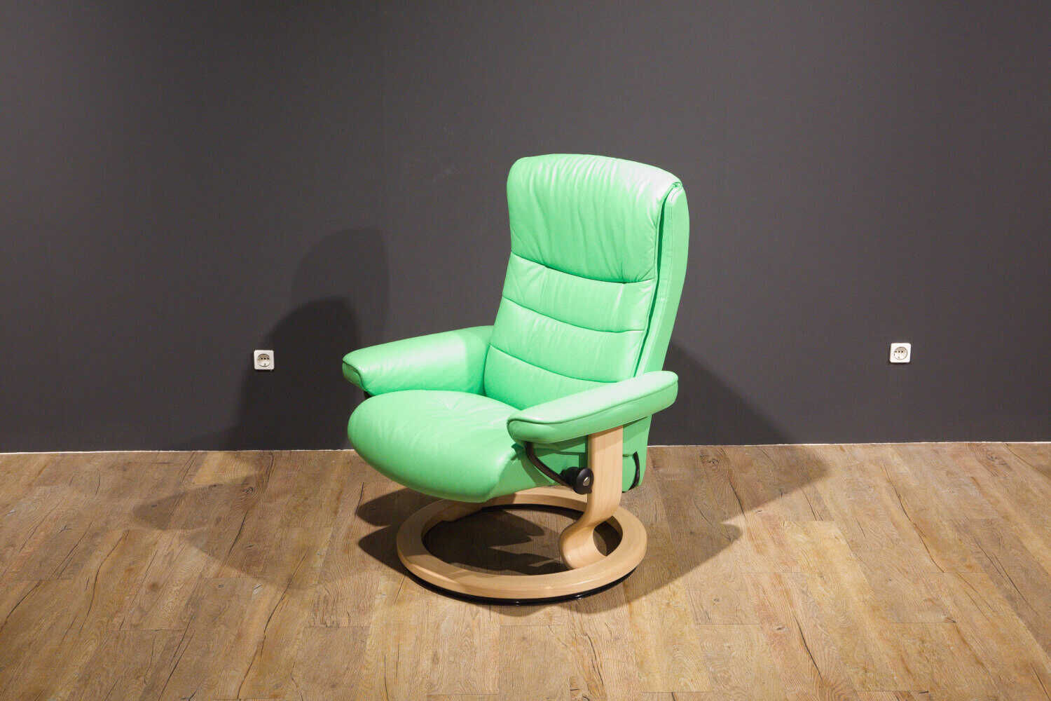 039-02-233_HOHMANN_5D_5051-1500 Stressless - Sessel Nordic M Classic Base Leder Grün - 4