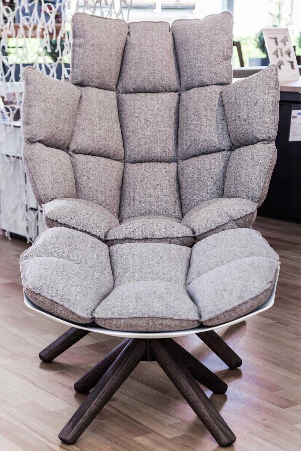 bb-italia-sessel-husk-stoff-grau-mit-hocker-e982898a7ce2 B&B Italia - Sessel Husk Stoff Grau Mit Hocker - 4