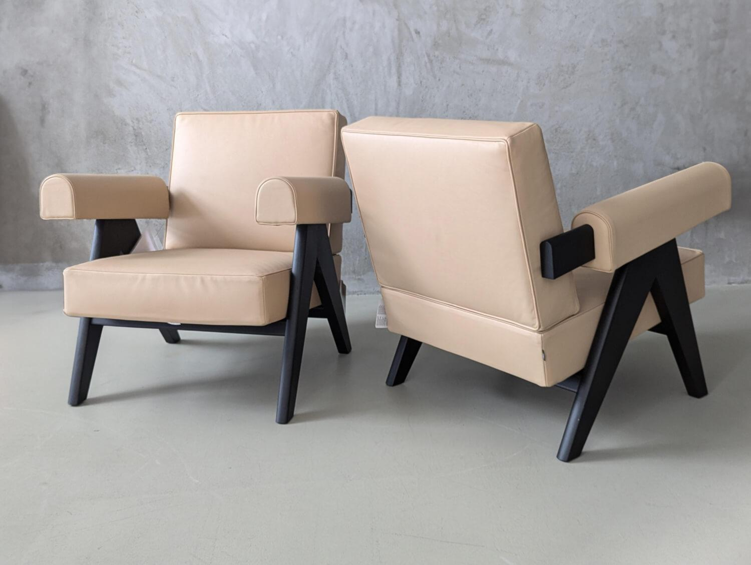 Cassina - Sessel Capitol Complex Armchair Leder Z Natur Beige Gestell Eiche Schwarz Gebeizt - 2