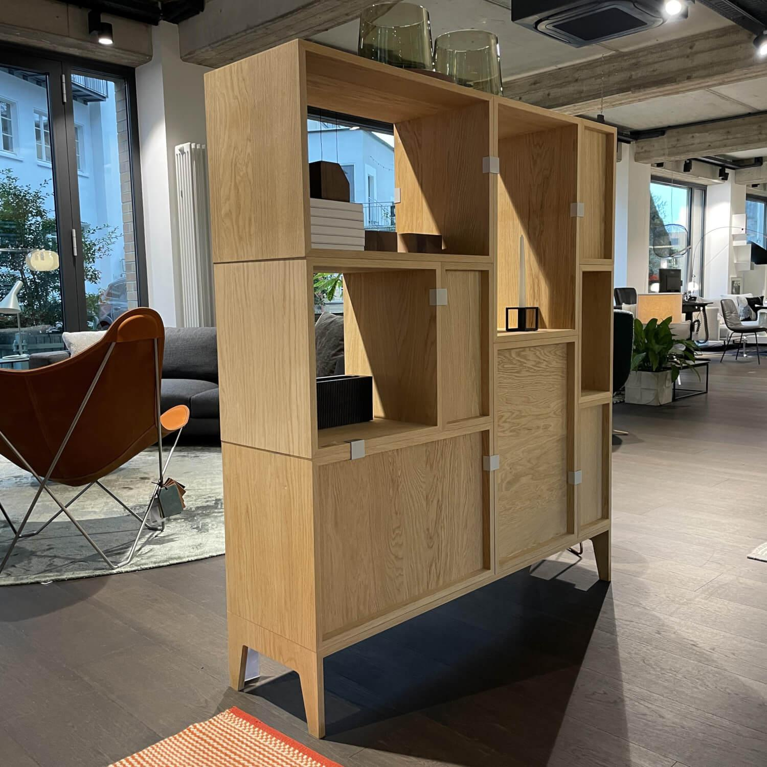 Muuto - Regalsystem Stacked Eiche Furniert Individuell Veränderbar Verbinderelemte Grau - 4