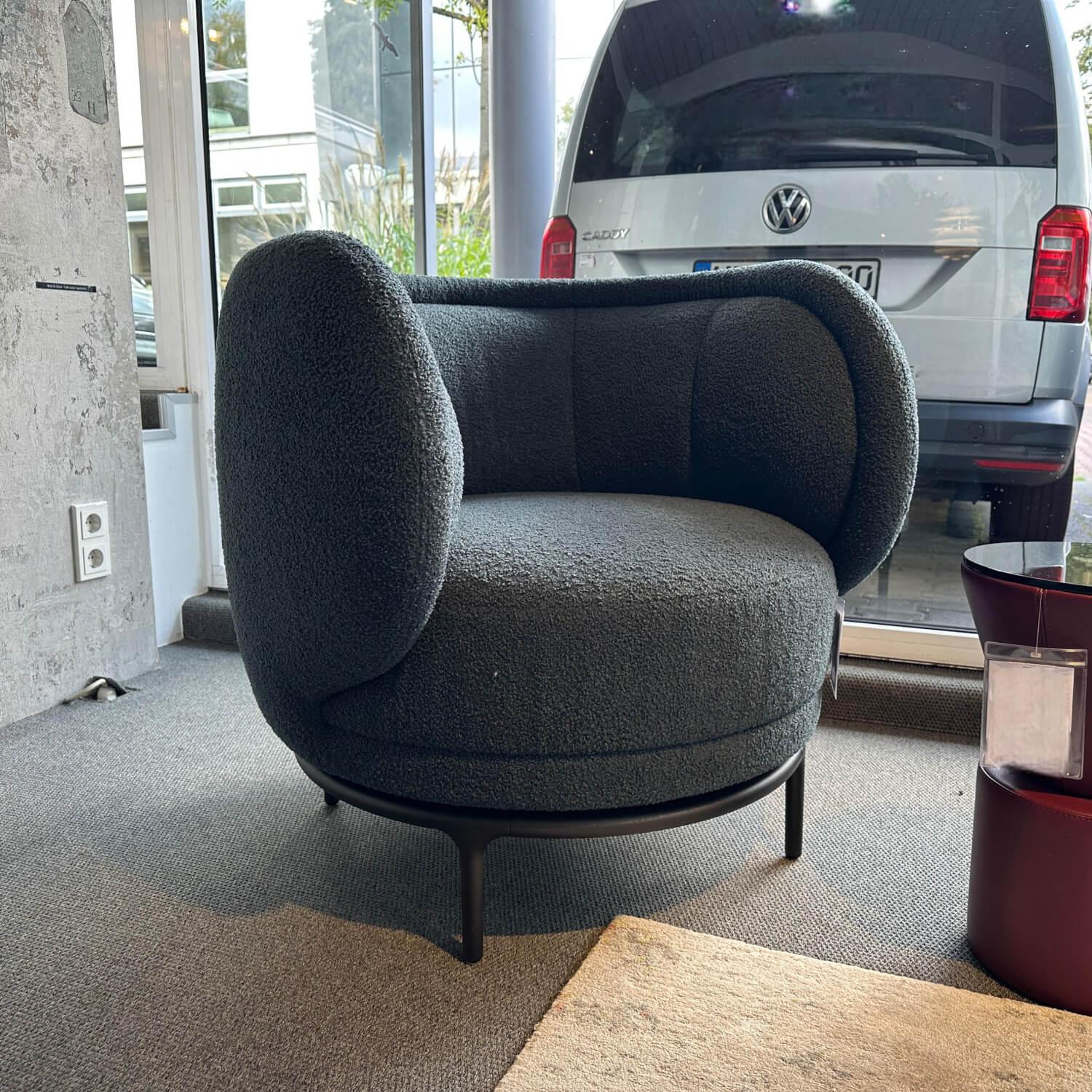 Wittmann - Sessel 25613D Vuelta 80 Stoff A Hug Me 083 Grau Gestell Metall Bronze Pulverbeschichtet - 3