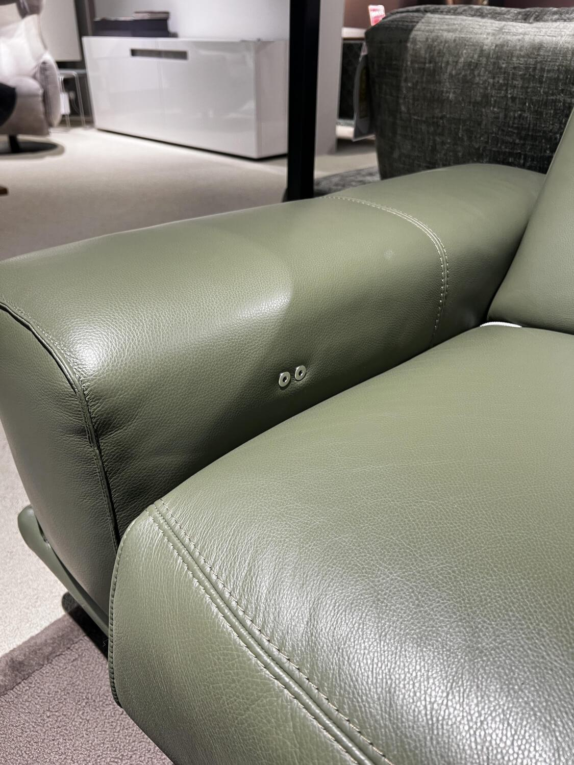 WK Wohnen - Sofa WK 670 Volluto Leder Montana Olive Grün Metallfüße Schwarz - 4