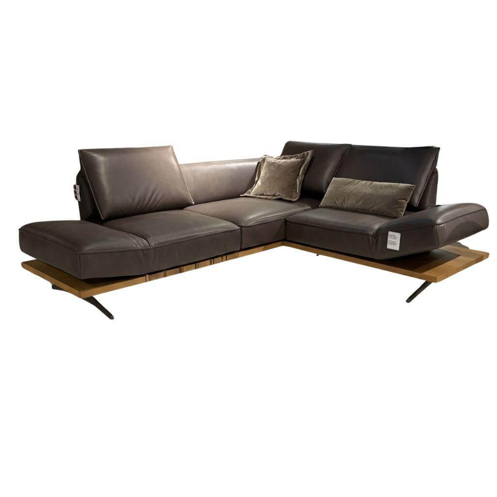 Koinor - Ecksofa Phoenix Leder B-Toro Montana Braun Plateau Wildeiche Furniert Gestell Alu-Schwertkufe Nr. 2 Bronziert - 1