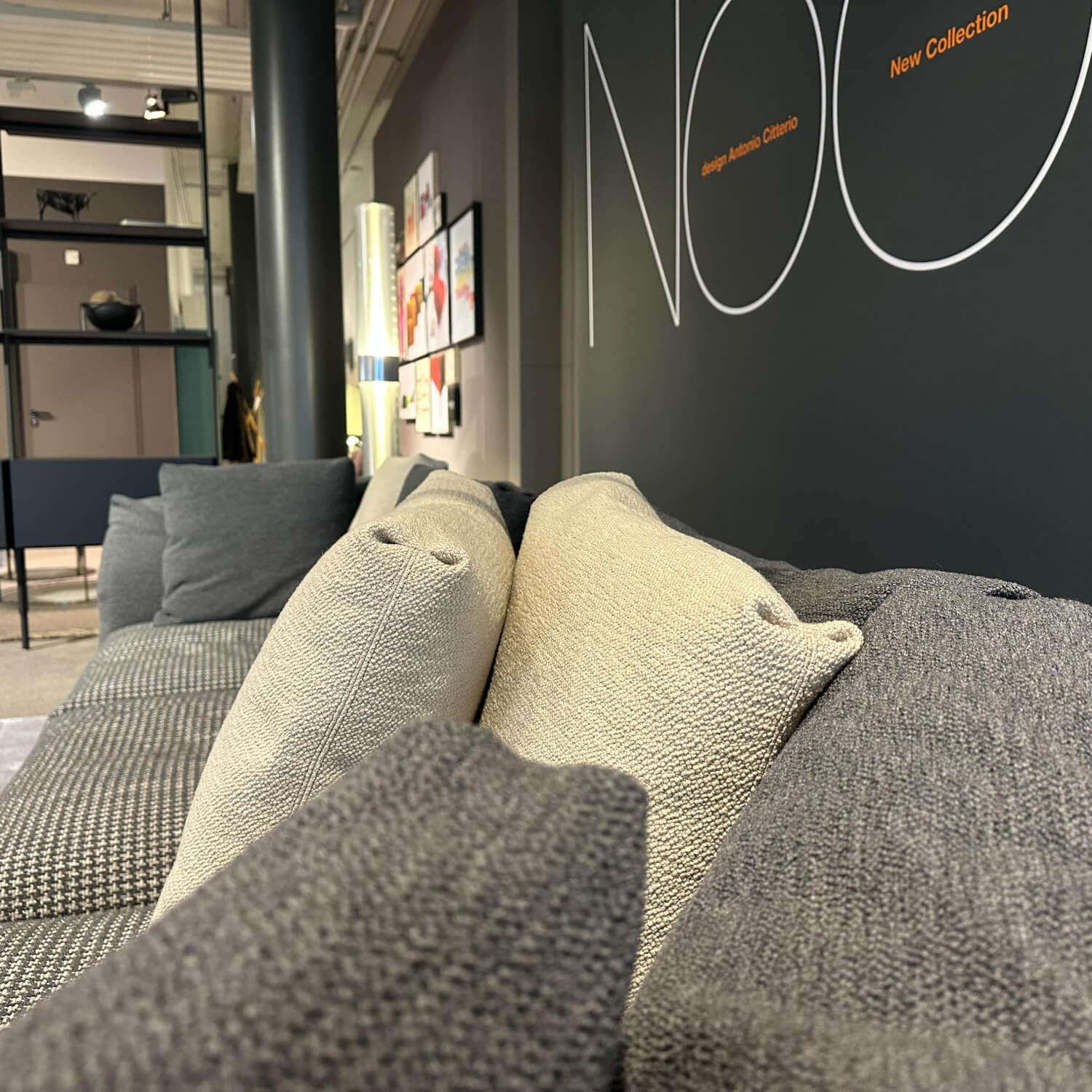 B&B Italia - Ecksofa Dambo Stoff Lissy 251 Gris Grau Füße Aluminium Glanz Inklusive Kissen - 2