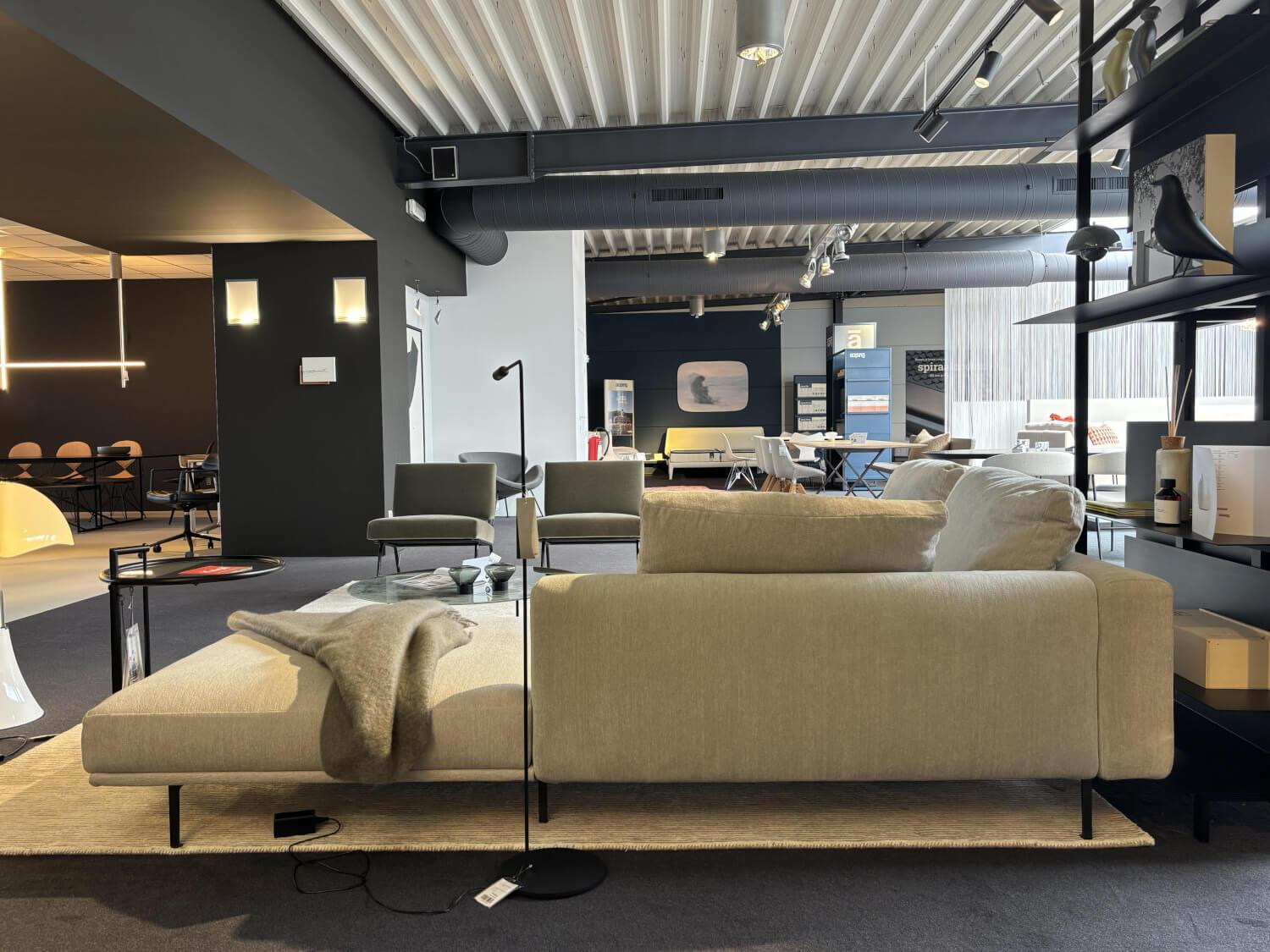 Knoll International - Ecksofa Matic Stoff Hyle Ice Hellgrau Gestell Aluminium Charcoal Anthrazit - 3