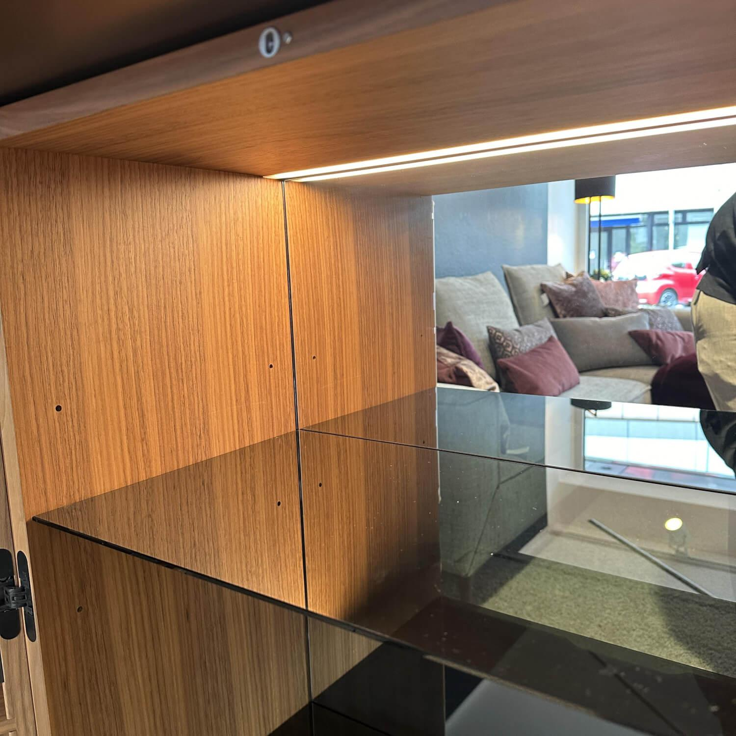 More - Barschrank Harri Nussbaum Massiv Gestell Metall Anthrazit Inklusive Led Beleuchtung - 5