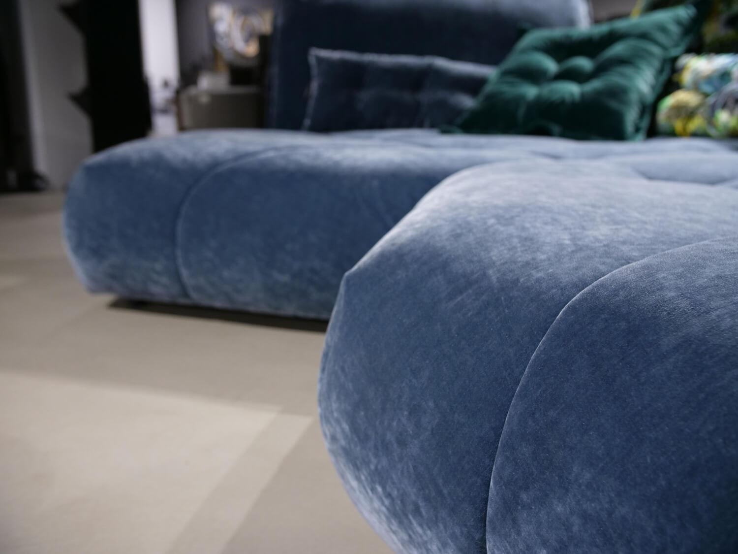 Bretz - Living area Matilda Fabric 64 1984 Happy Velvet Powder Grey Blue Colorful With cushions - 2