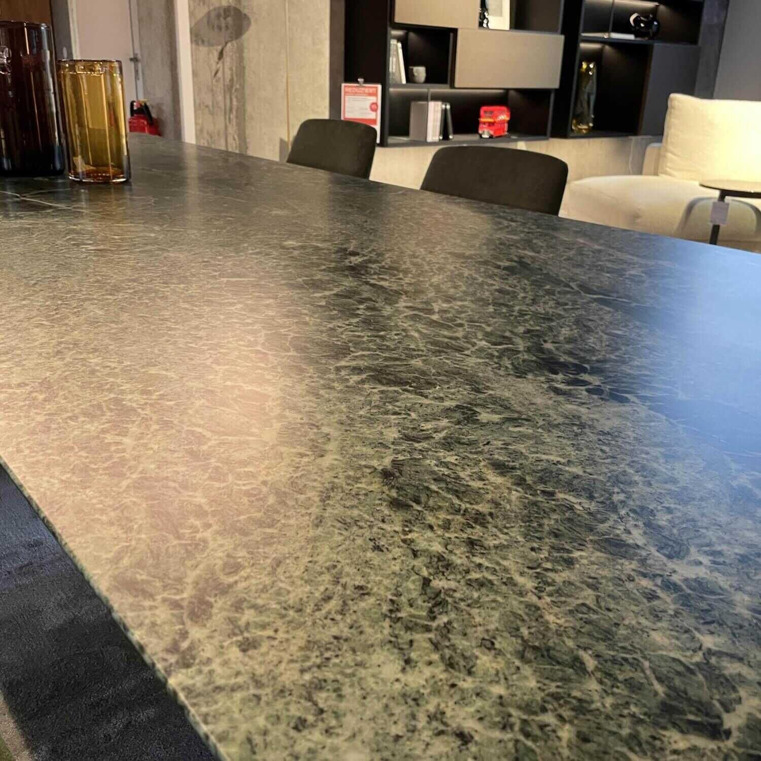 Molteni & C Esstisch Half a 332-06-28741 | MÖBELFIRST.DE!