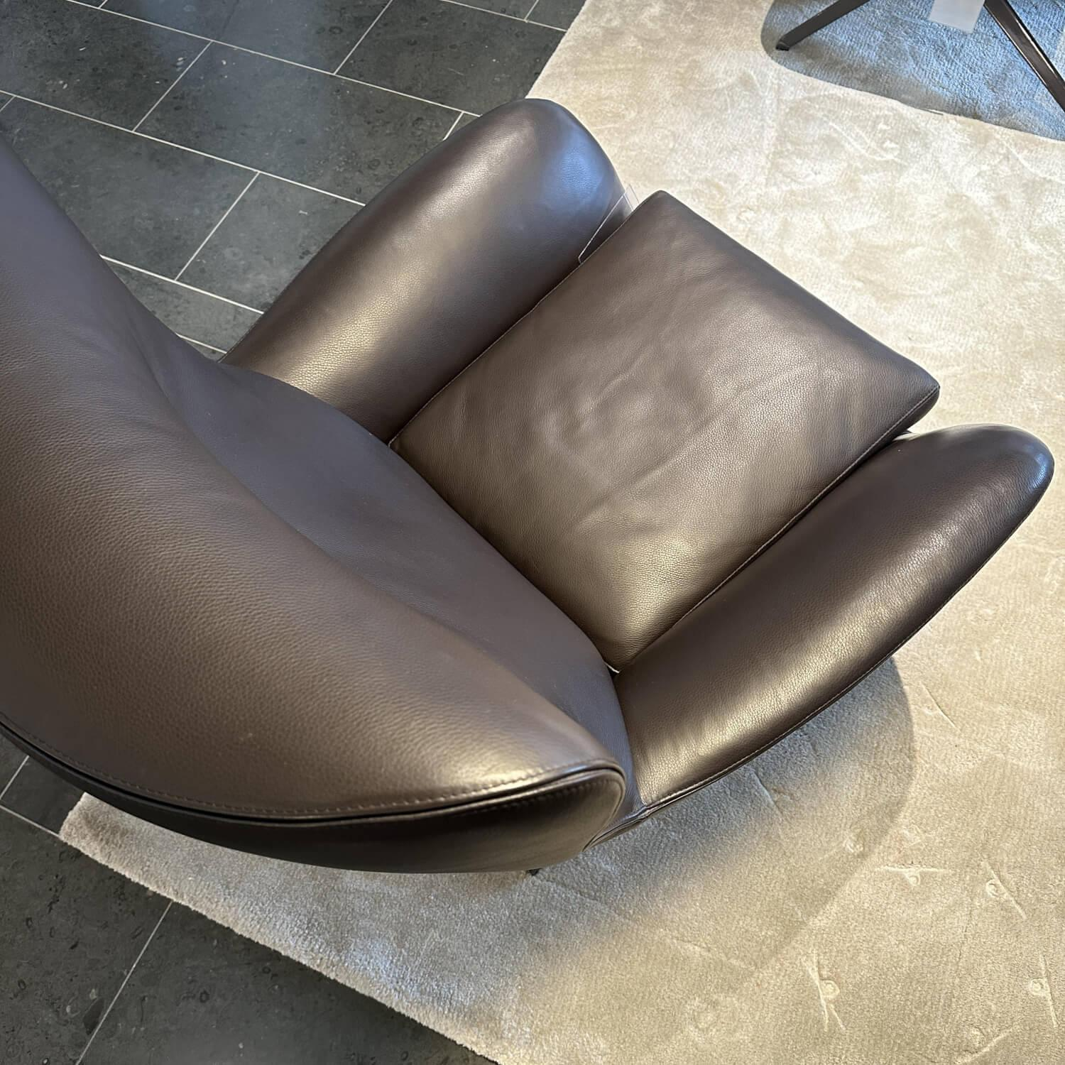 Minotti - Sessel Jensen Bergere Drehbar Leder Pelle Aspen 05 Torbe Braun Gestell Metall Schwarz - 11
