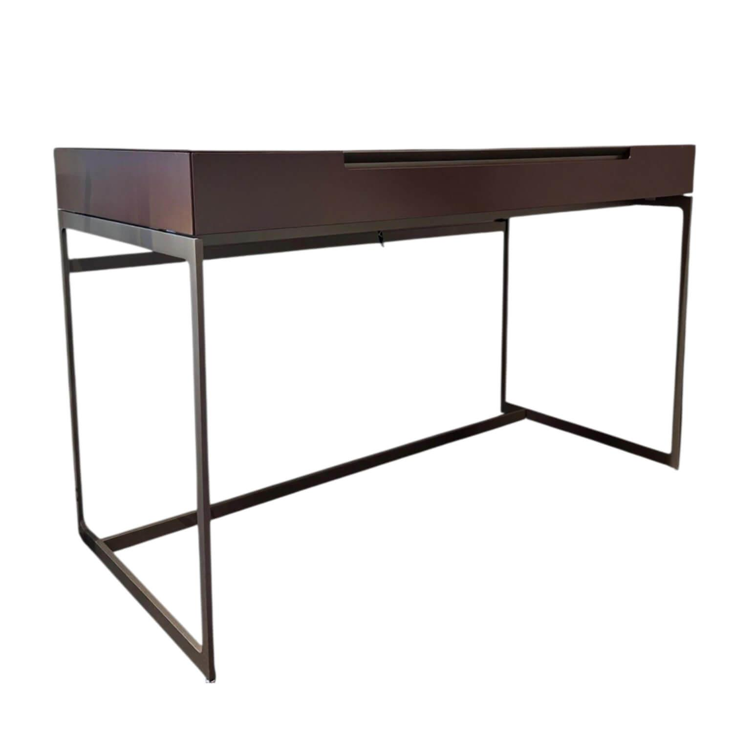 Interlübke - Sekretär Mell Lack Matt Burgund Rot Gestell Metall Lack Bronze Metallic Griff Metall Lack Bronze - 1