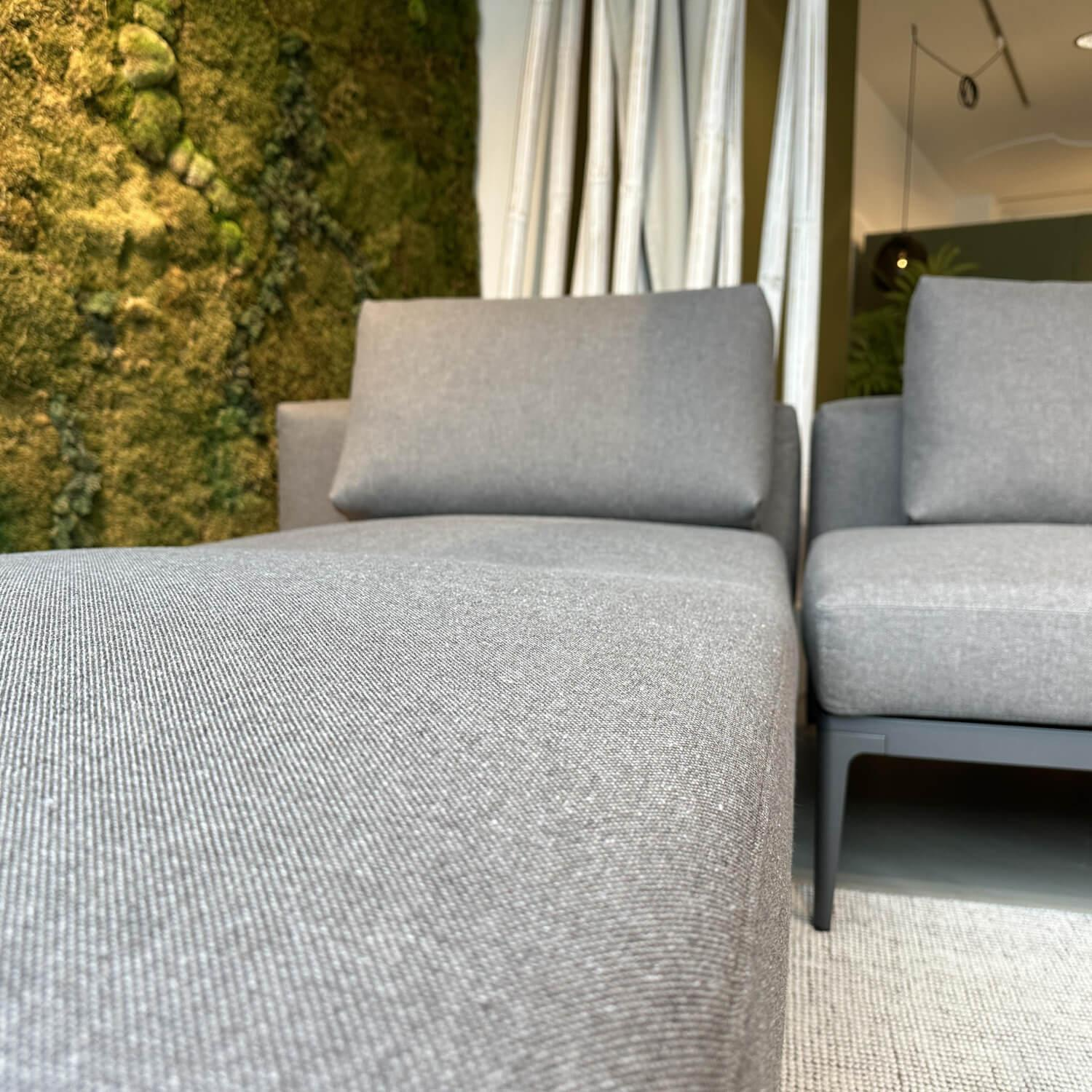 Gloster - Loungegruppe Grid Stoff Blend Coal Grau Gestell Aluminium Meteor Schwarz Pulverbeschichtet - 2