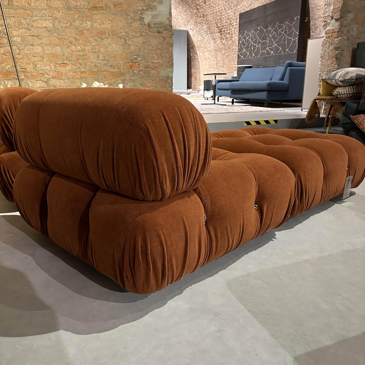 B&B Italia - Sofa Camaleonda Stoff Licata Terracotta Lussio Braun Füße Buche Natur 0441F Metallelemente Verchromt - 3