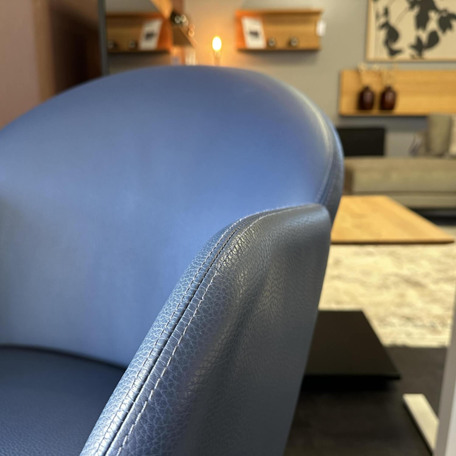 Brühl - Sessel Floret 65801 Leder 5423 060 Blau Gestell Flachstahl Schwarz - 2