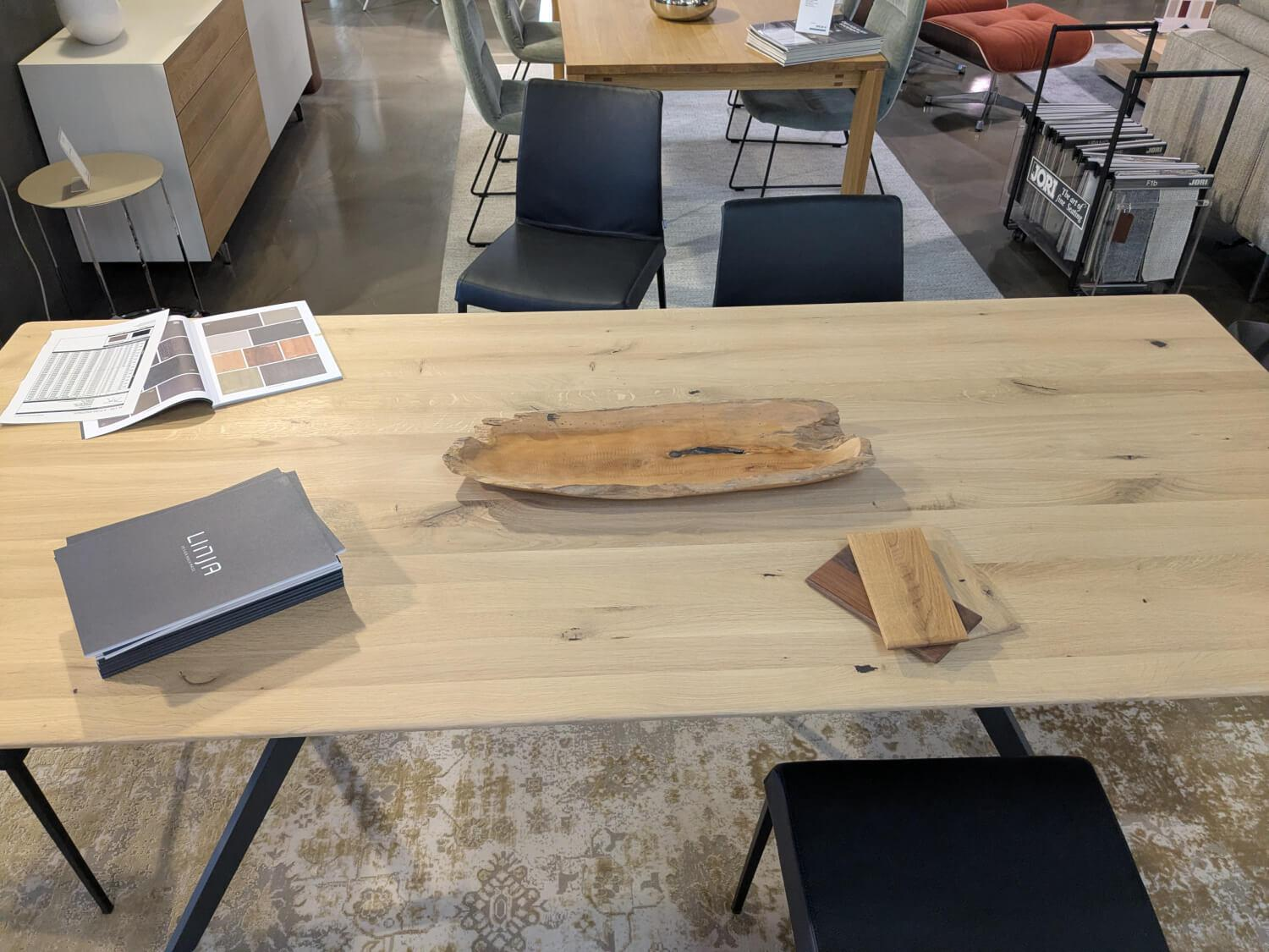 Wimmer - Esstisch linja Rustikale Asteiche Hartwachsöl Bianco Gestell Metall Anthrazit - 3