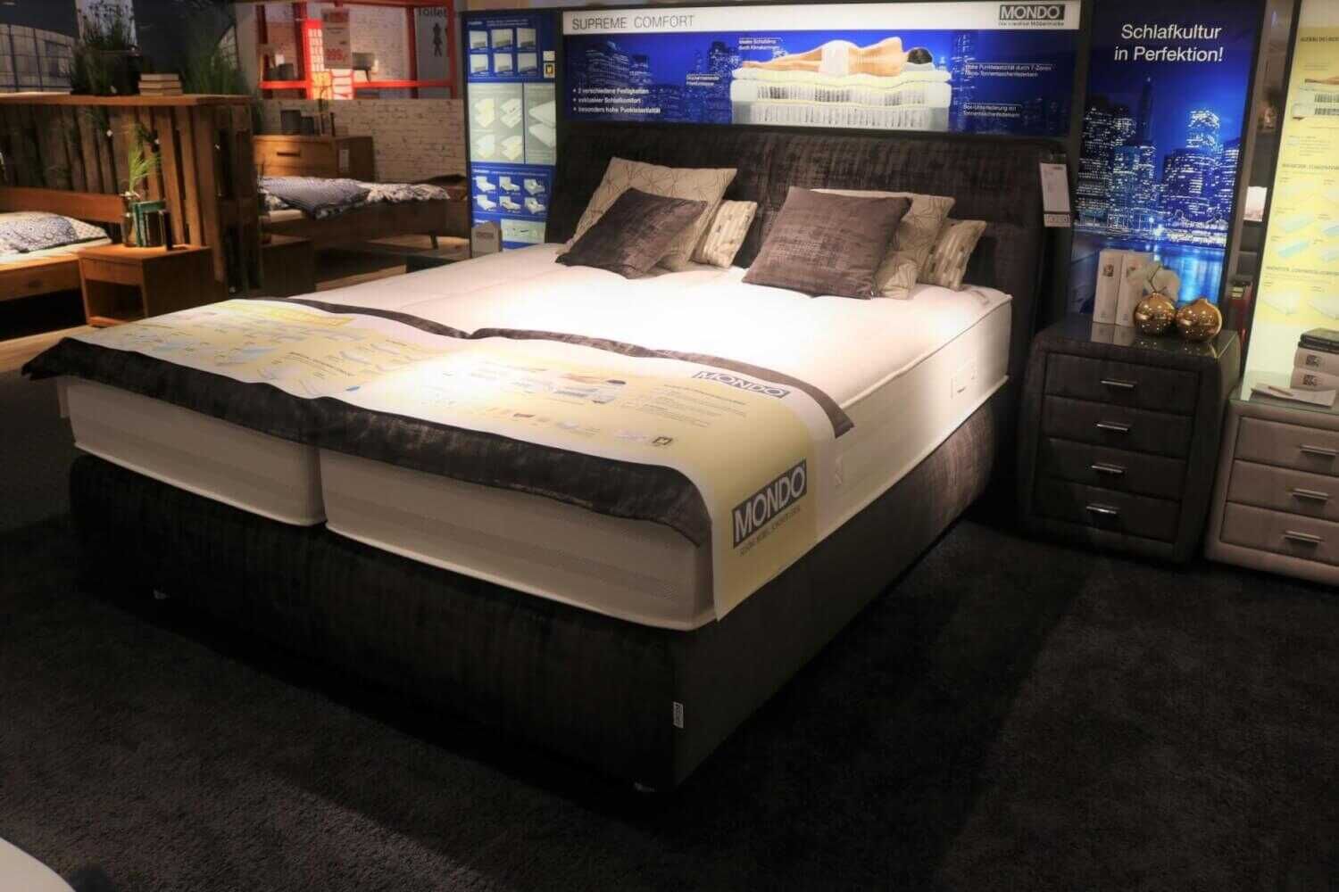mondo-bett-supreme-comfort-stoff-grau-mit-matratzen-nachtkommoden-kissen-decke-676cc1d101565d47d2b2ab28f Mondo - Bett Supreme Comfort Stoff Grau mit Matratzen Nachtkommoden Kissen Decke - 3