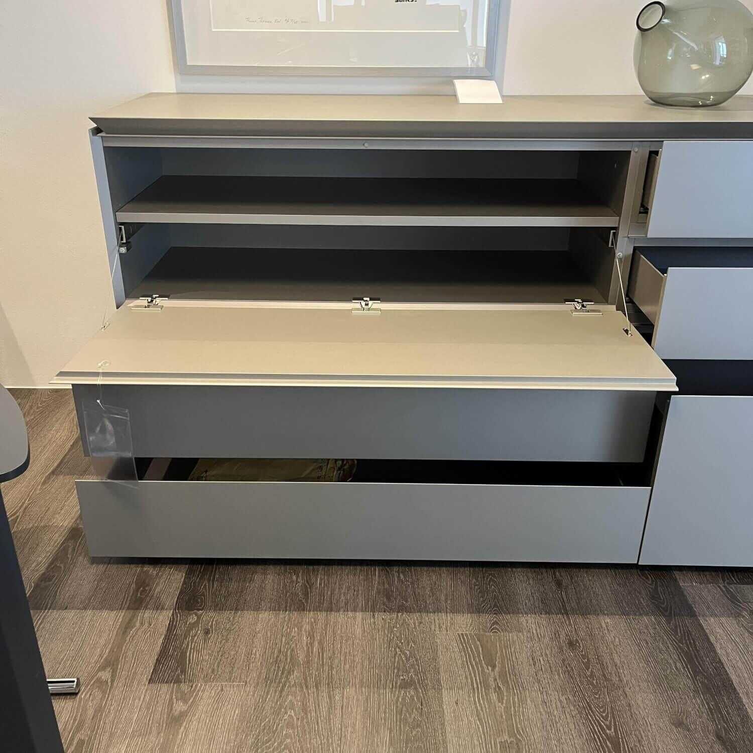 Interlübke - Sideboard just Cube Bold Lack Silbergrau Metallic M11 - 7