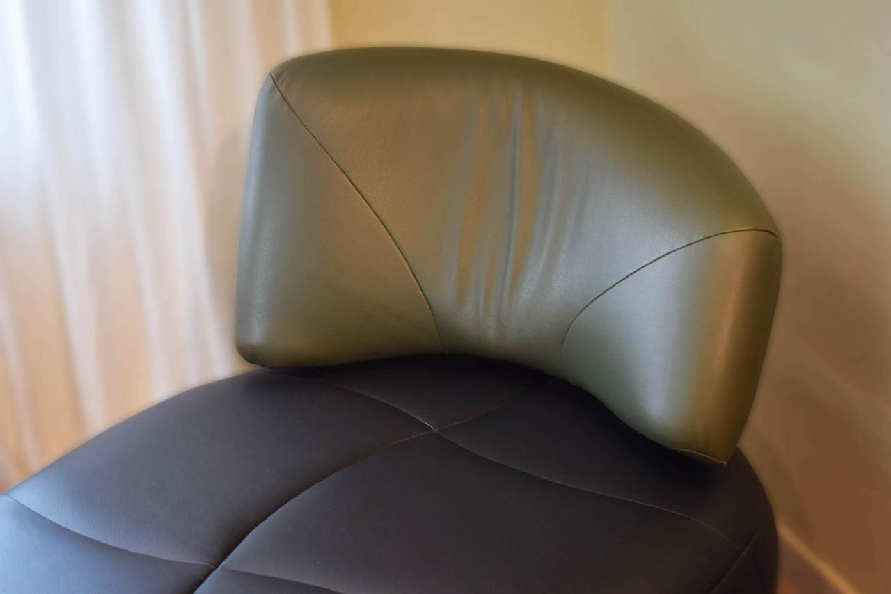 Leolux - Sessel Kikko Leder Ceras Sitz 1100 Peat Braun Rücken 4210 Leaf Grün Gestell Metall Epoxy Granite Grau - 5