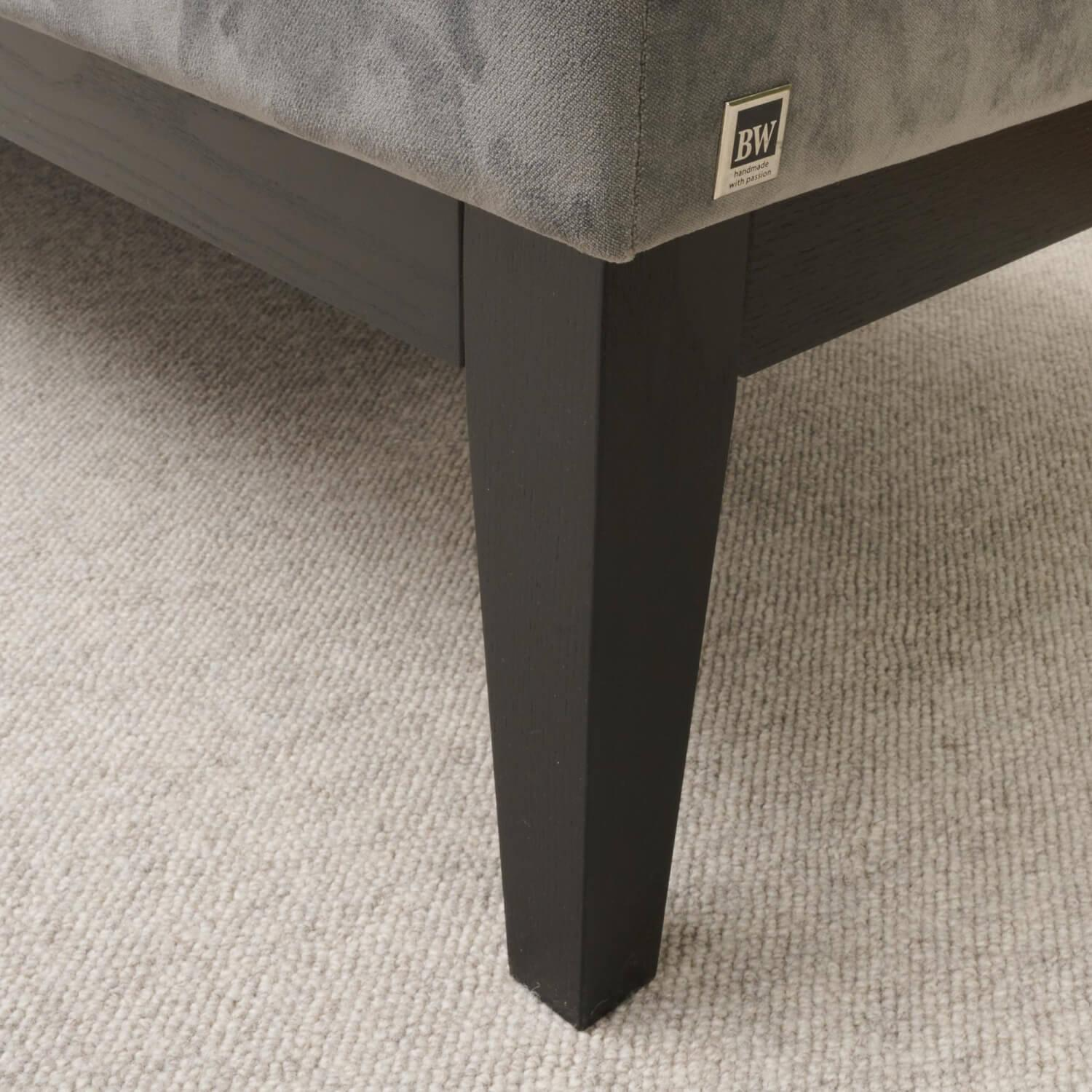 Bielefelder Werkstätten - 2er-Set Bank Polo Dining Stoff City Velvet Reloaded Grau Gestell Esche Schwarz Gebeizt Mit Vorstellkissen - 2