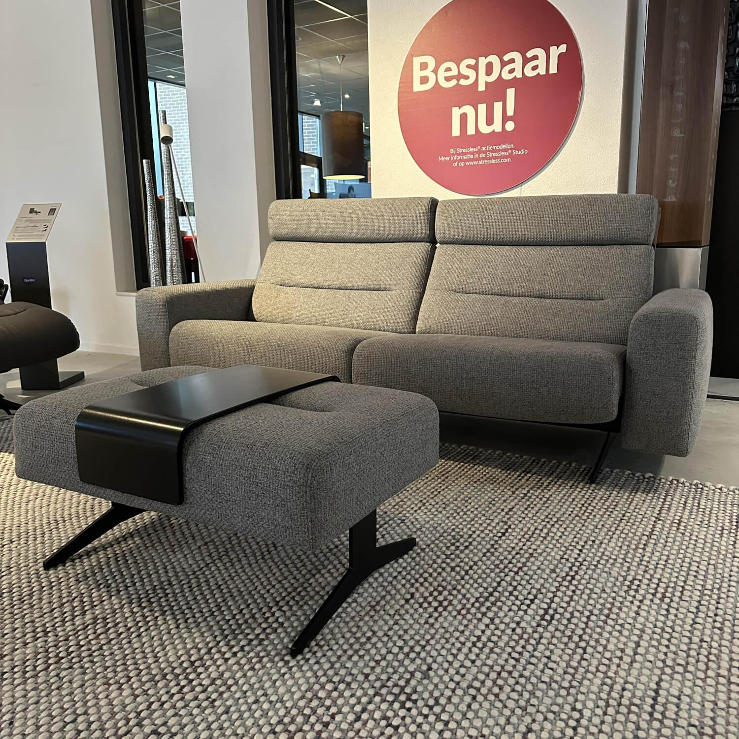 Stressless - Sofa Stella Bezug Stoff Erica 596 Grey 12 Grau Gestell Metall Schwarz Inklusive Zwei Kopfstützen - 2