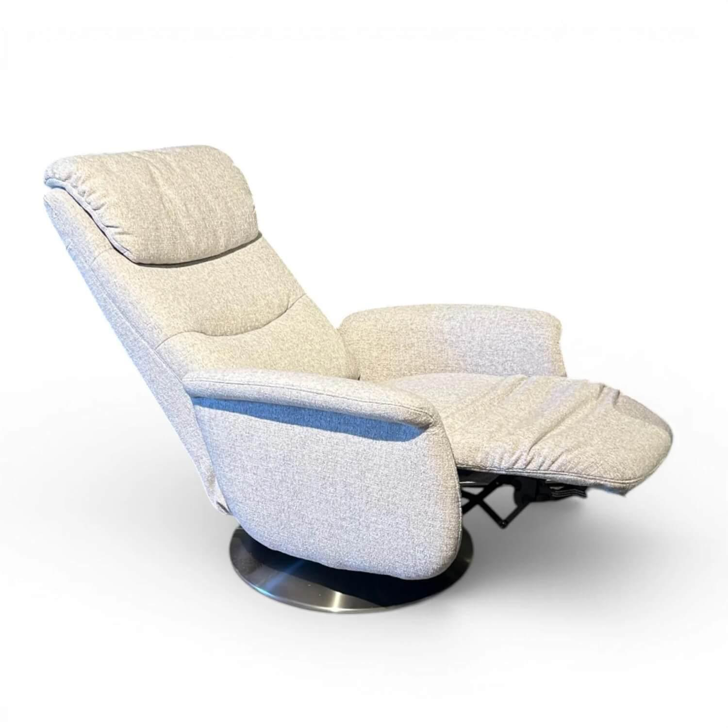 himolla - Sessel 9720 Quartett Stoff Bahama Shell Hellgrau Tellerfuß Metall Edelstahloptik Inkl. Manueller Verstellfunktion - 3