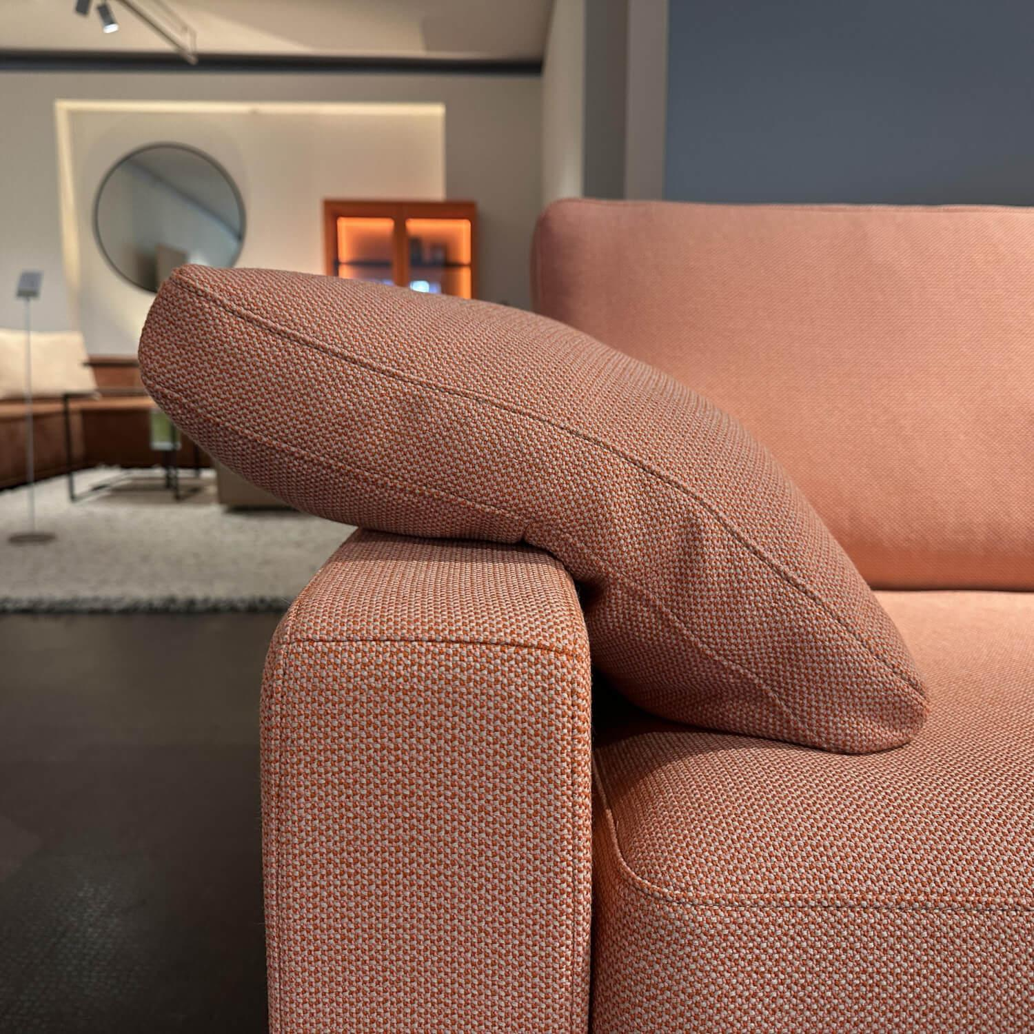 COR - Ecksofa Stoff Grapefruit 10071 Rosa Füße Lack RAL 3012 Rosa Inklusive Armlehnkissen - 6