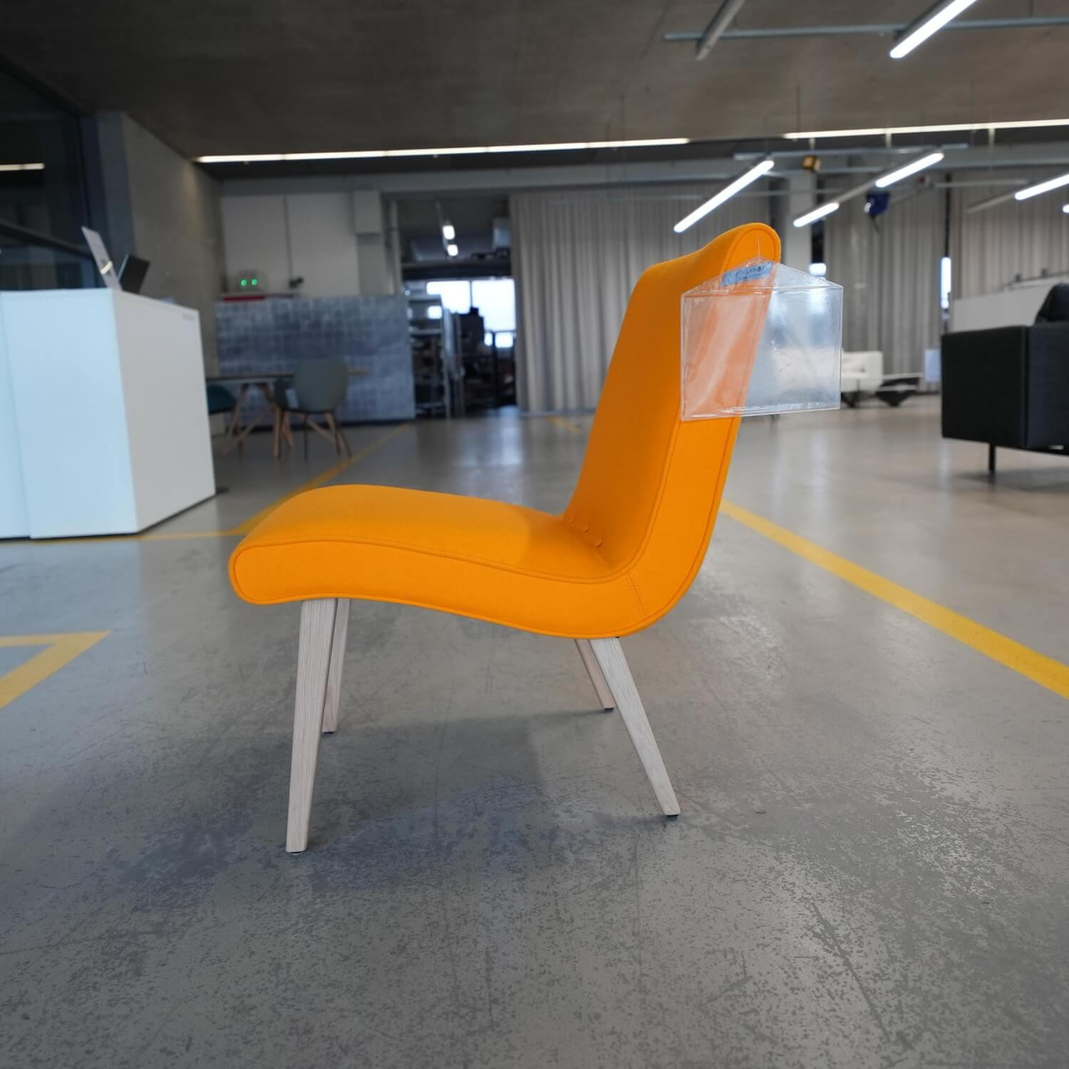 Walter Knoll - Stuhl Vostra Wood Bezug Divina 3 Farbe 426 Papaya Gestell Eiche Weiß Pigmentiert Geölt - 2