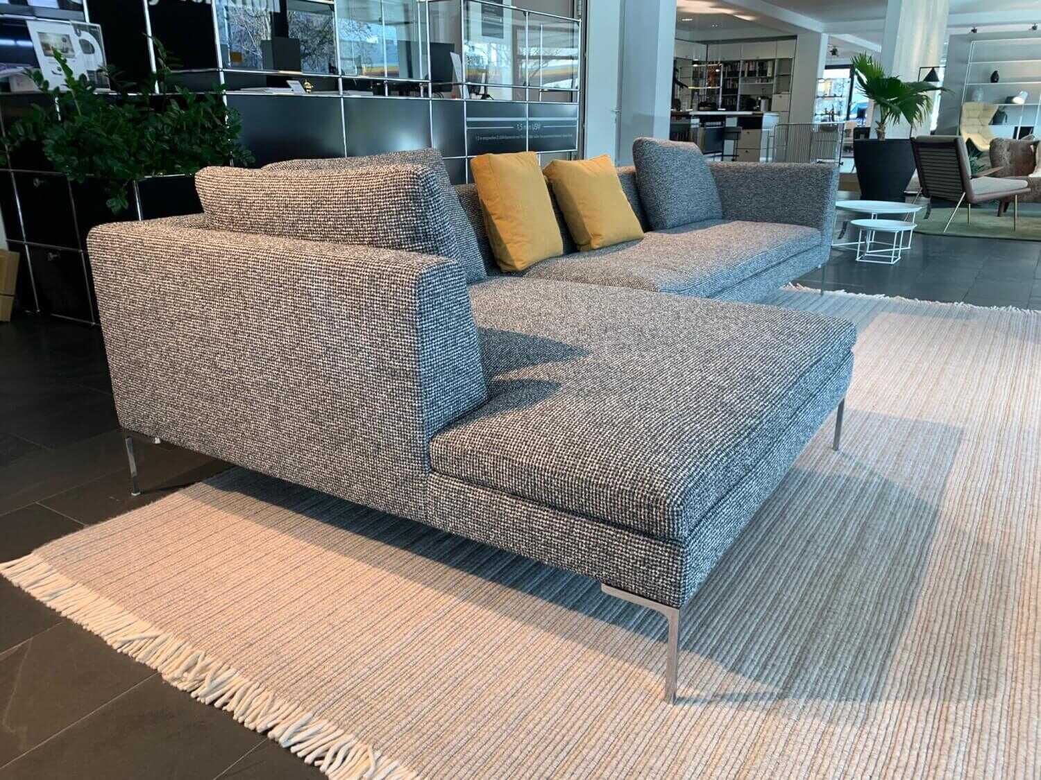 bb-italia-ecksofa-charles-large-stoff-grau-f-C3-BC-C3-9Fe-aluminium-glanzpoliert-mit-kissen-8ae7756190e2 B&B Italia - Ecksofa Charles Large Stoff Grau Füße Aluminium Glanzpoliert mit Kissen - 4