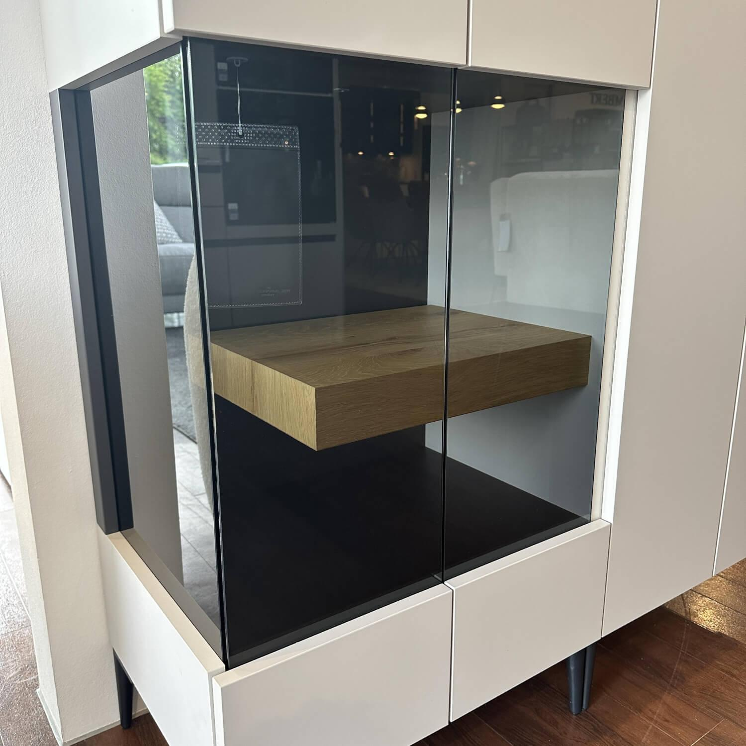 Loddenkemper - Highboard Minos Holz Furnier Mit Glaseinsatz Kristallgrau Grau Füße Schwarz Balken In Absetzung Rechts - 5