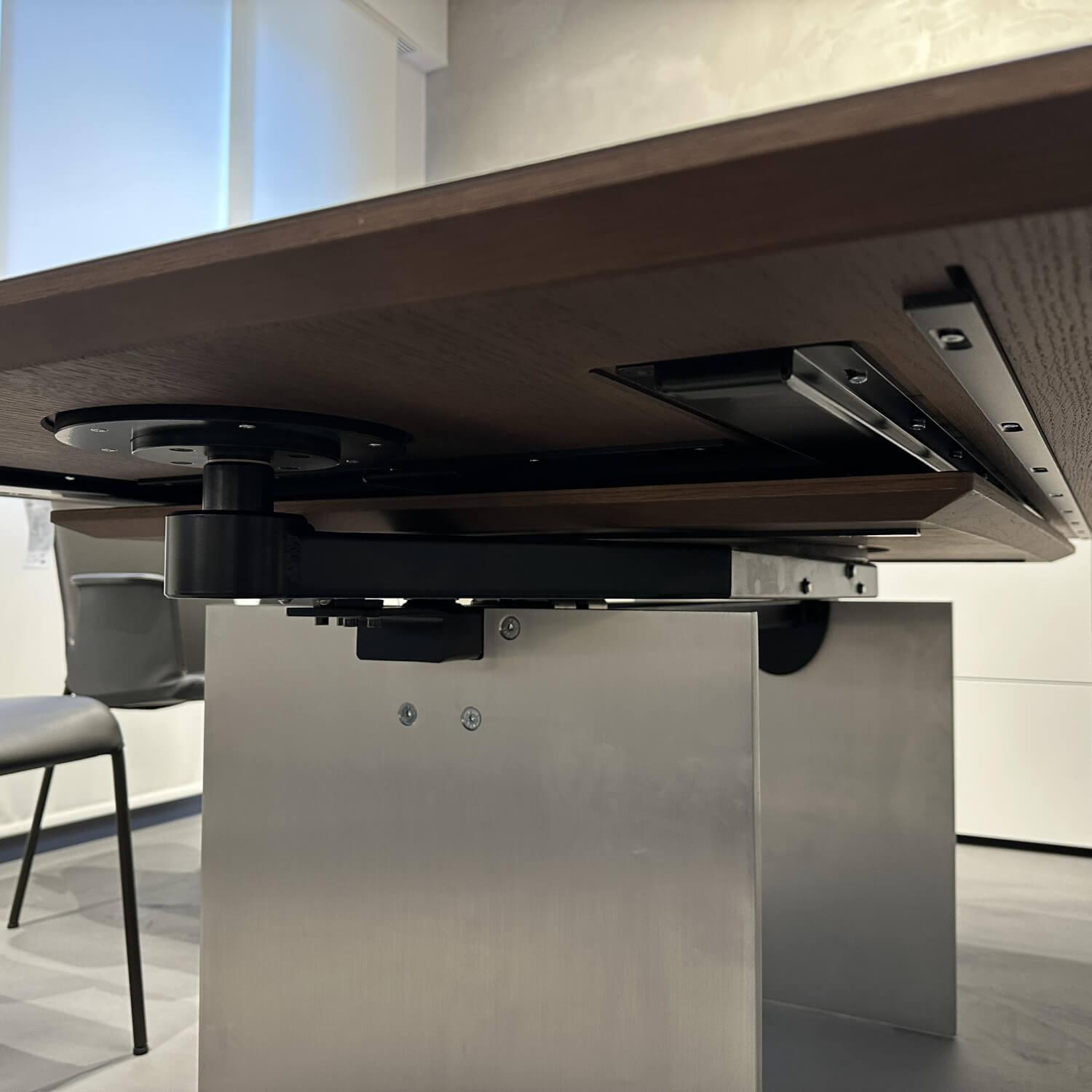 Draenert - Esstisch Atlas Platte Naturholz Amerikanischer Nussbaum Gestell Metall - 6