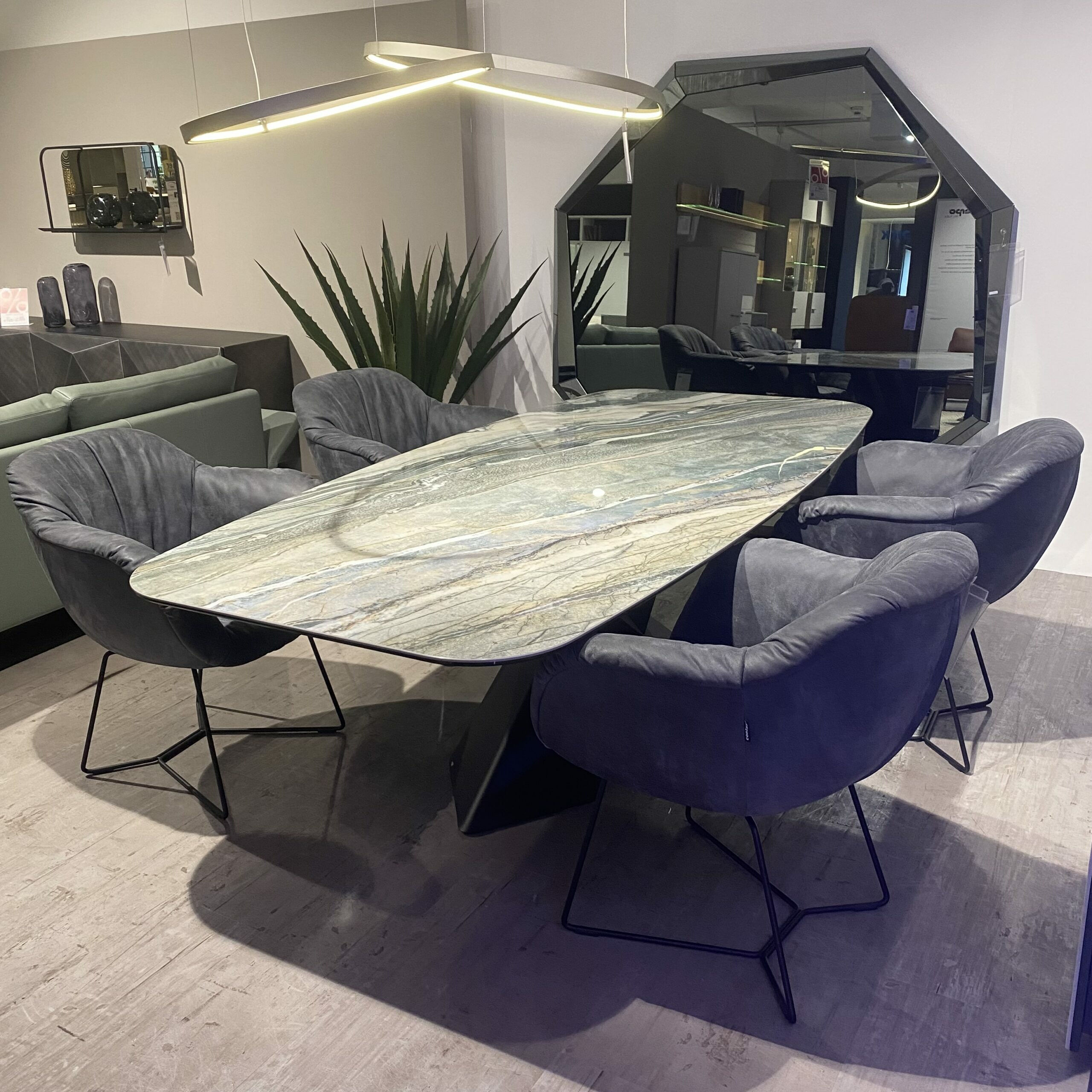 Cattelan Italia - Esstisch Tyron Tischplatte Keramik KM 16 Kaindy Fuß Metall Schwarz - 3