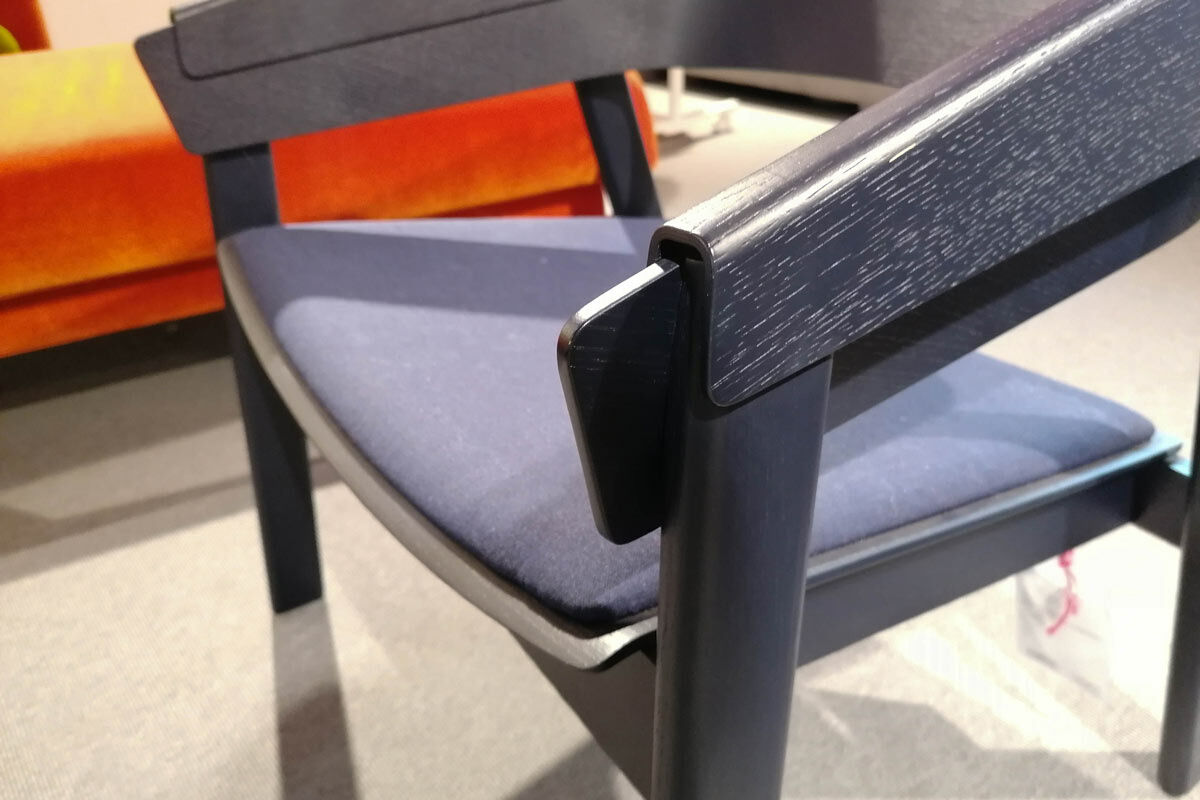 Muuto - Stuhl Cover Lounge Chair Stoff Remix Blau Gestell Eiche Graublau Lackiert - 4